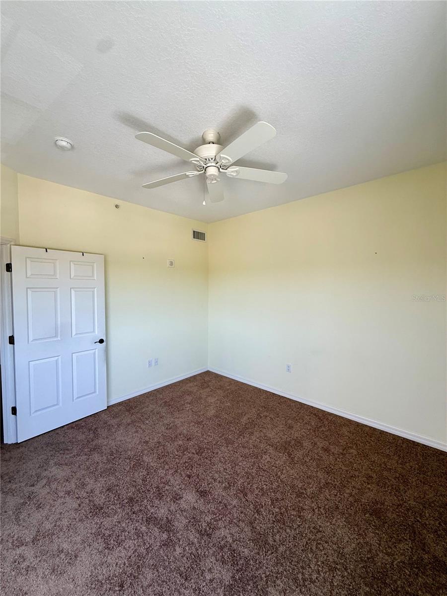 Image 26 of 31 For 3730 Cadbury Circle 528