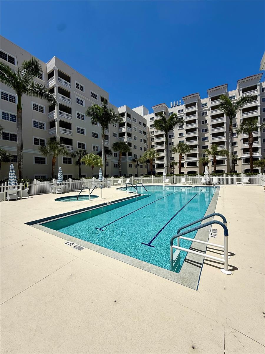 Image 5 of 31 For 3730 Cadbury Circle 528