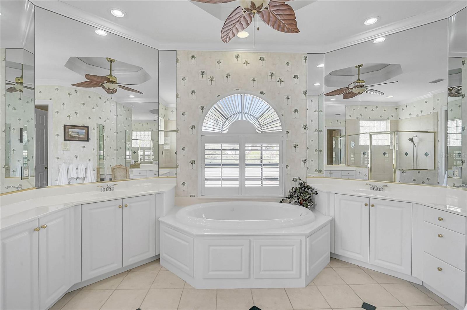 Image 26 of 60 For 4360 Via Del Santi