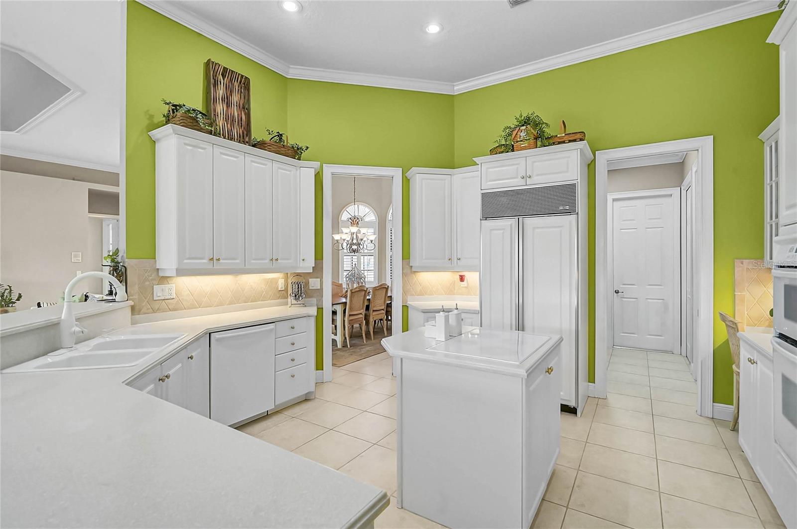 Image 9 of 60 For 4360 Via Del Santi