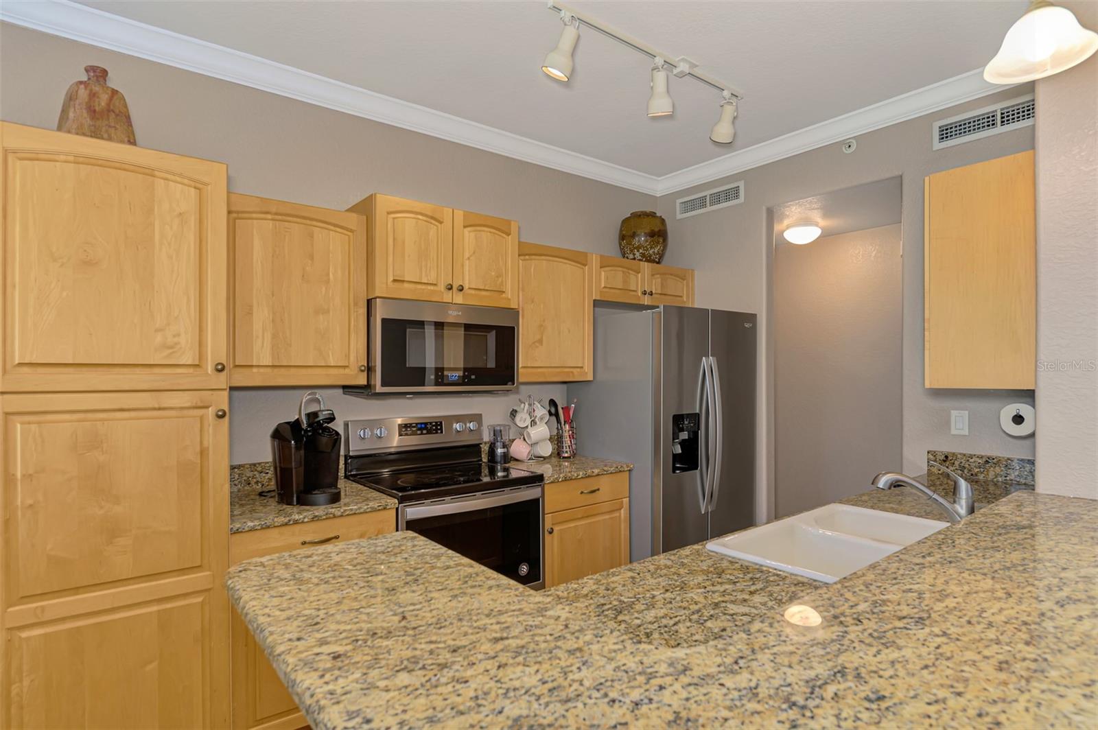 Image 25 of 72 For 900 San Lino Circle # 910