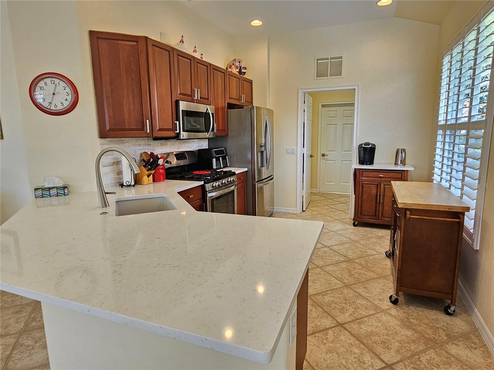 Image 21 of 37 For 133 Treviso Court