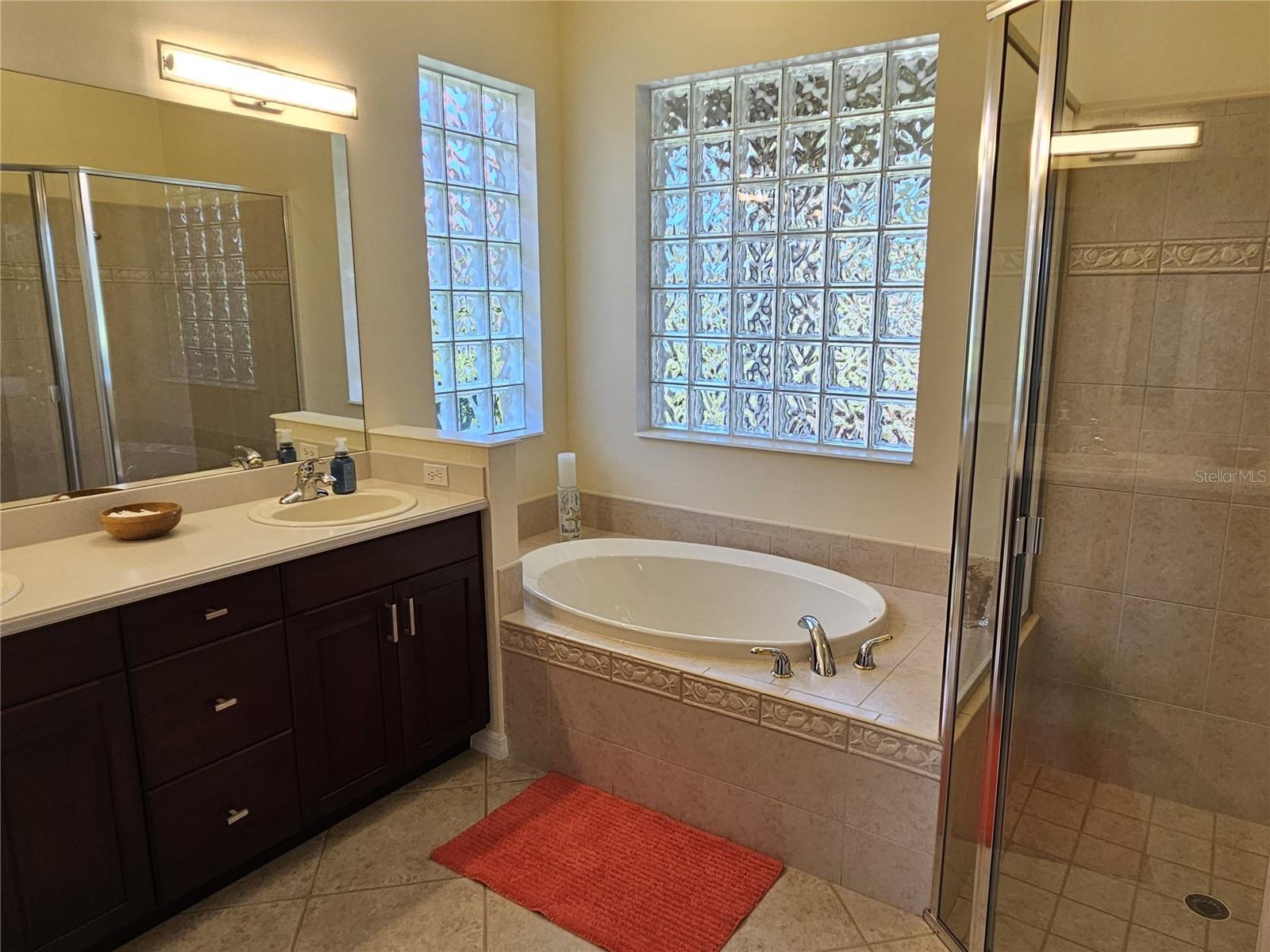 Image 26 of 37 For 133 Treviso Court