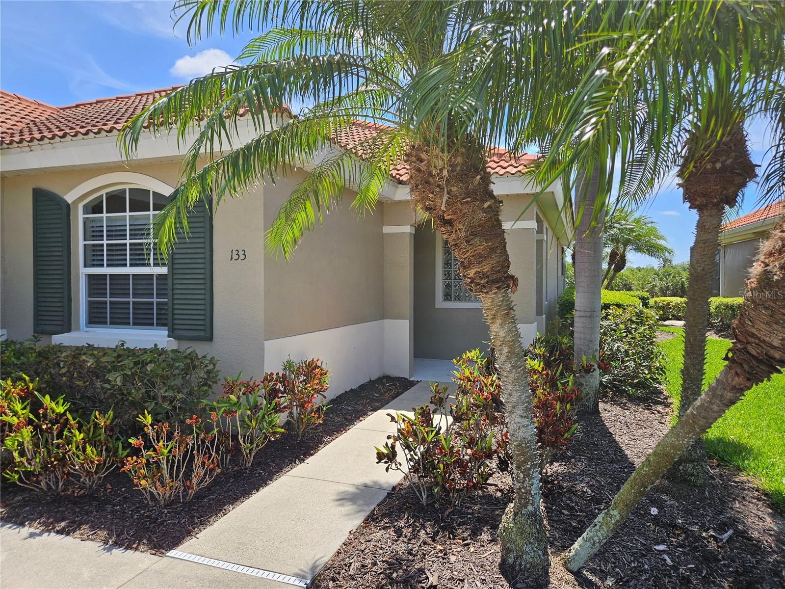 Image 9 of 37 For 133 Treviso Court