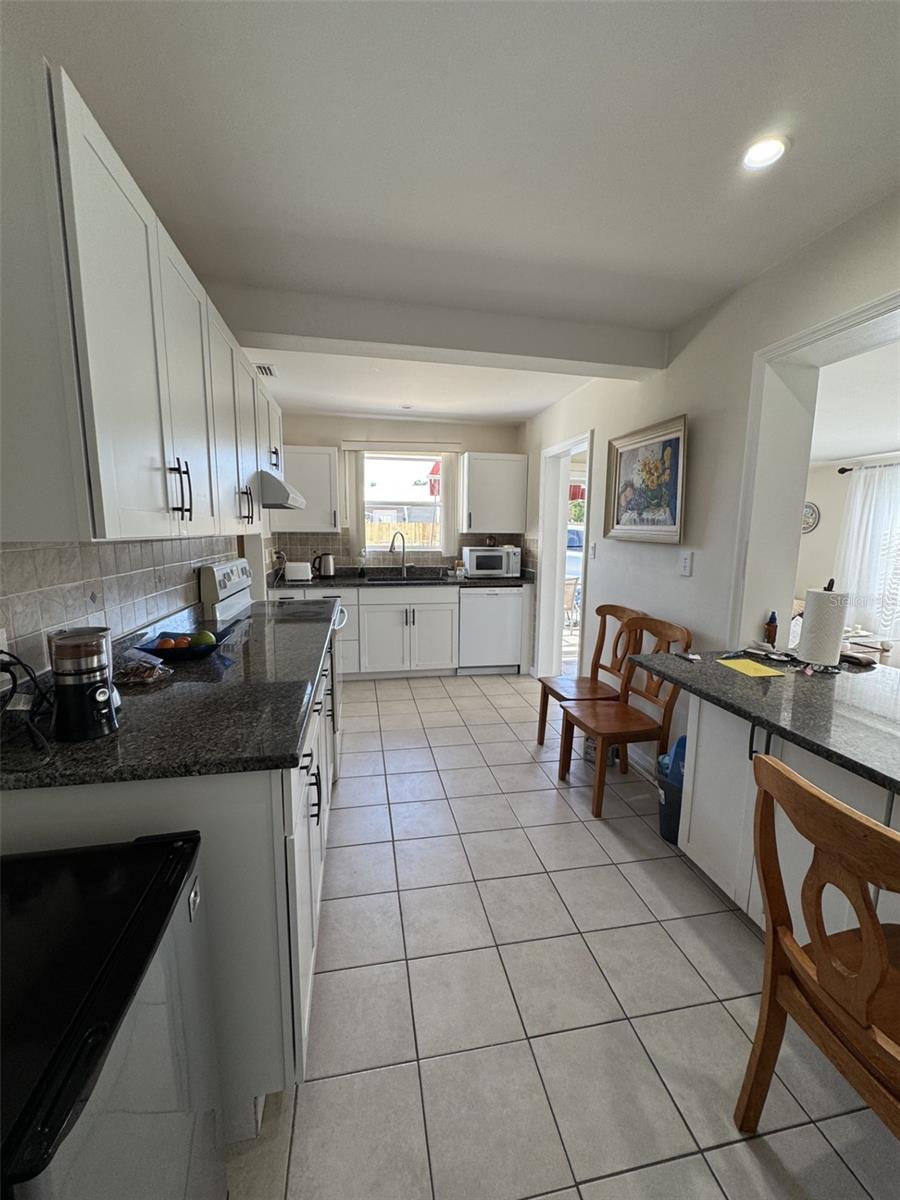 Image 10 of 13 For 5277 Grobe Street