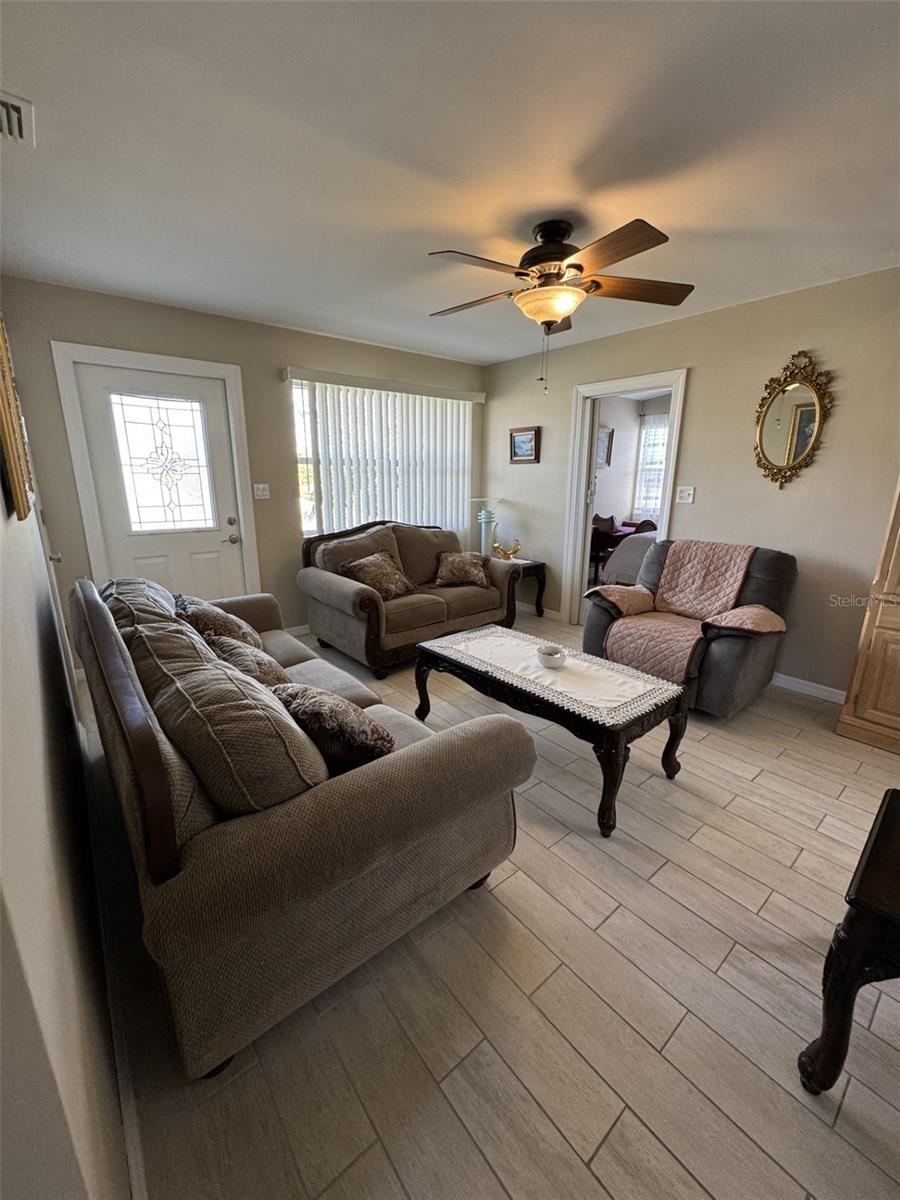 Image 3 of 13 For 5277 Grobe Street