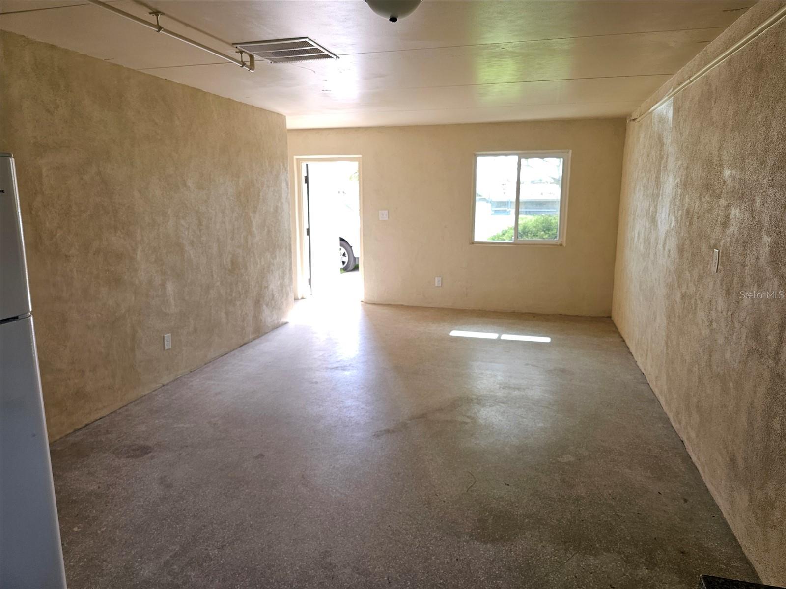 Image 10 of 26 For 111 Jordan Avenue