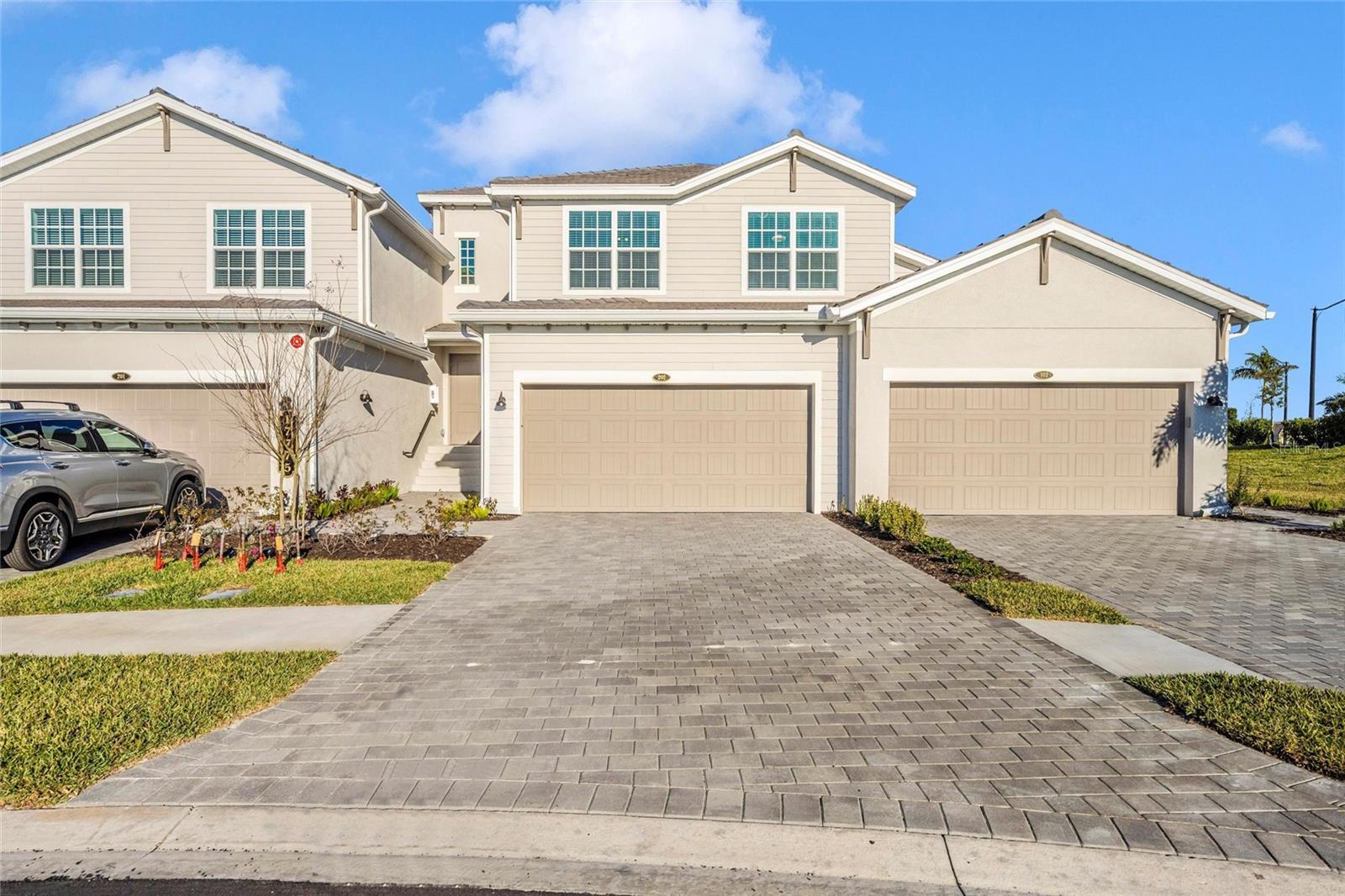 Image 11 of 51 For 17775 Boracay Court 101