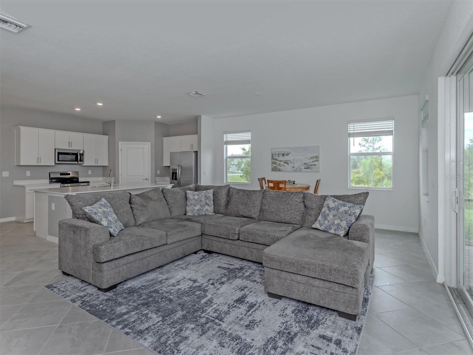 Image 23 of 98 For 11088 Pinot Drive