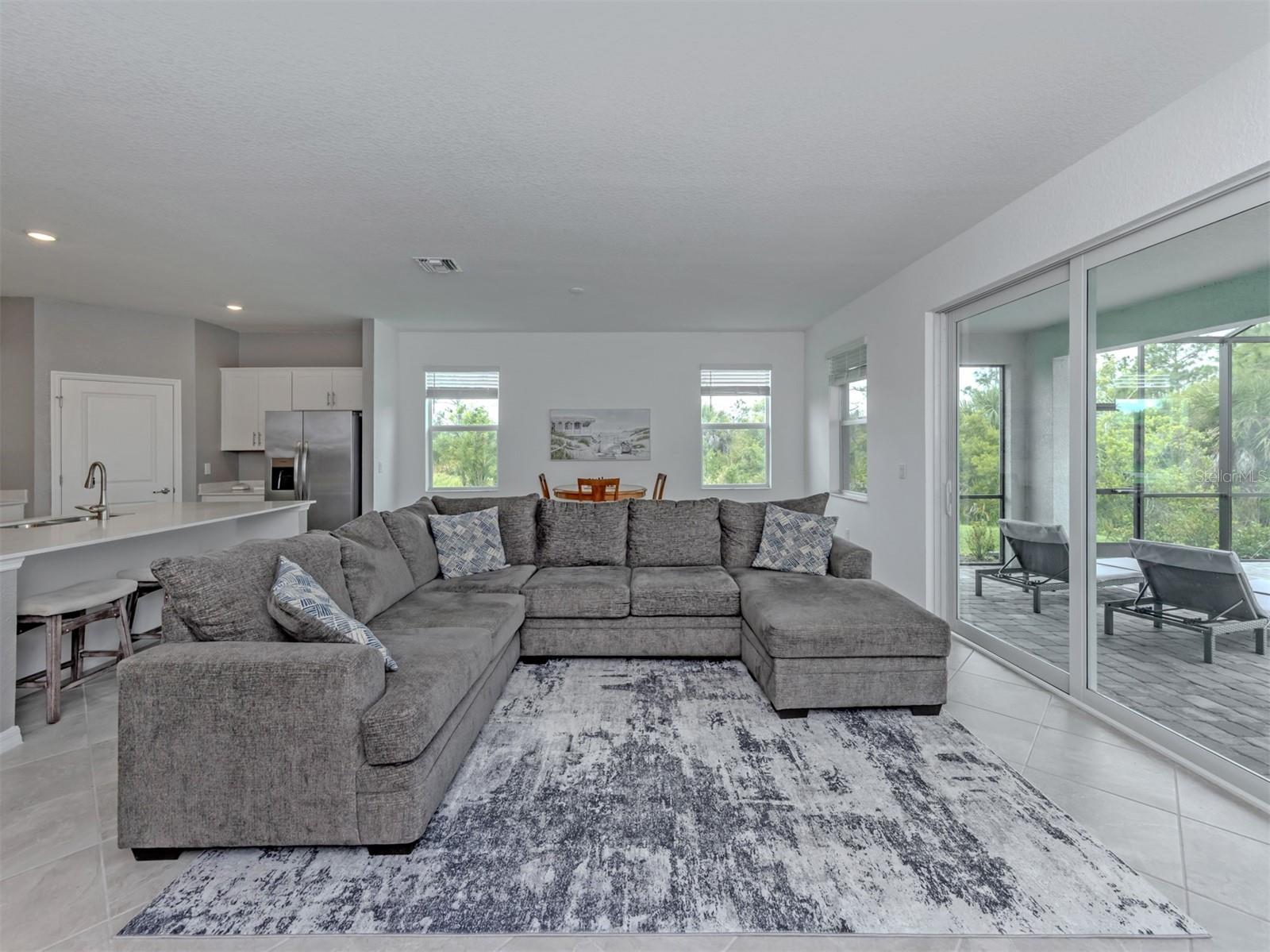 Image 24 of 98 For 11088 Pinot Drive