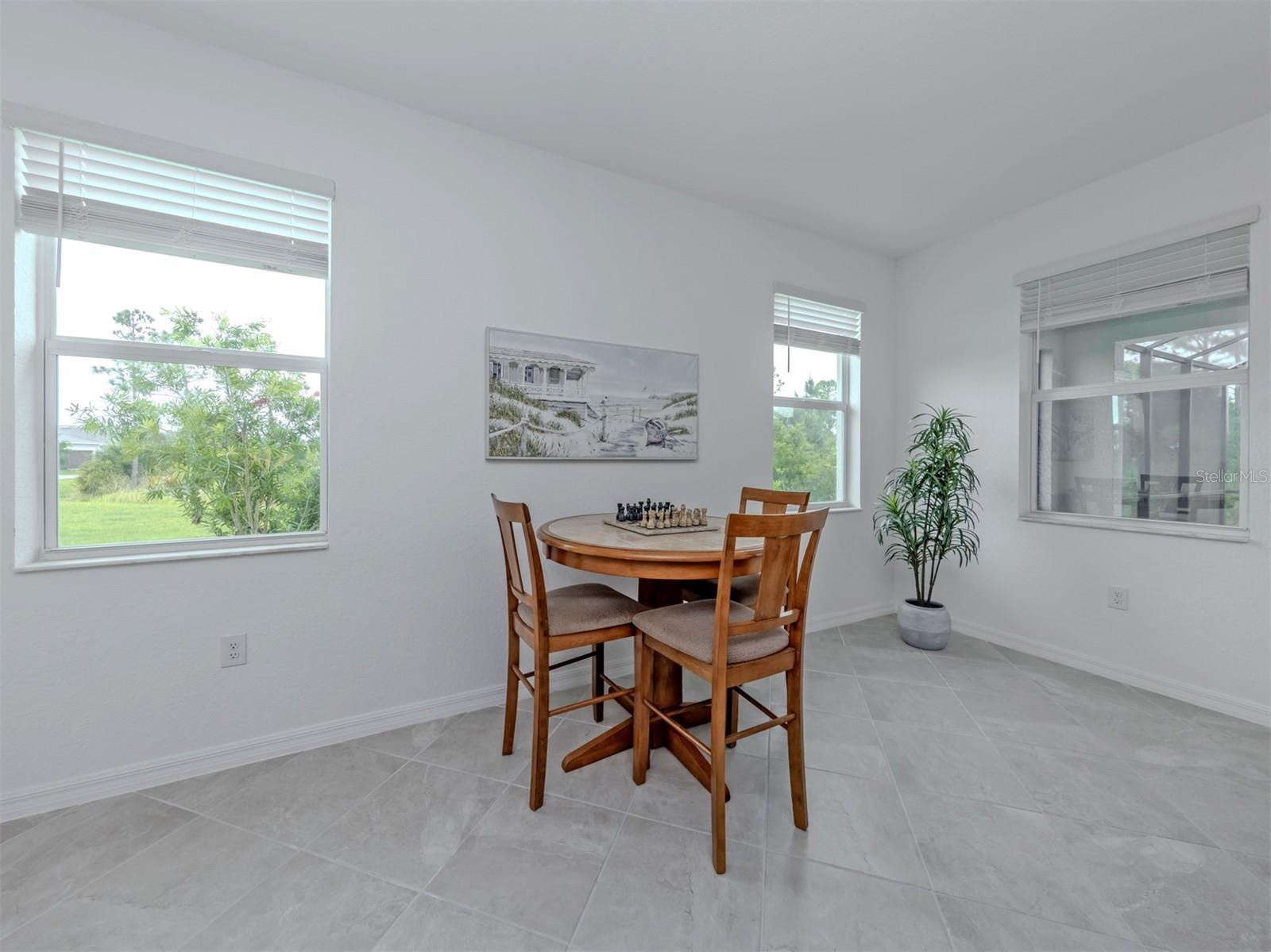 Image 26 of 98 For 11088 Pinot Drive