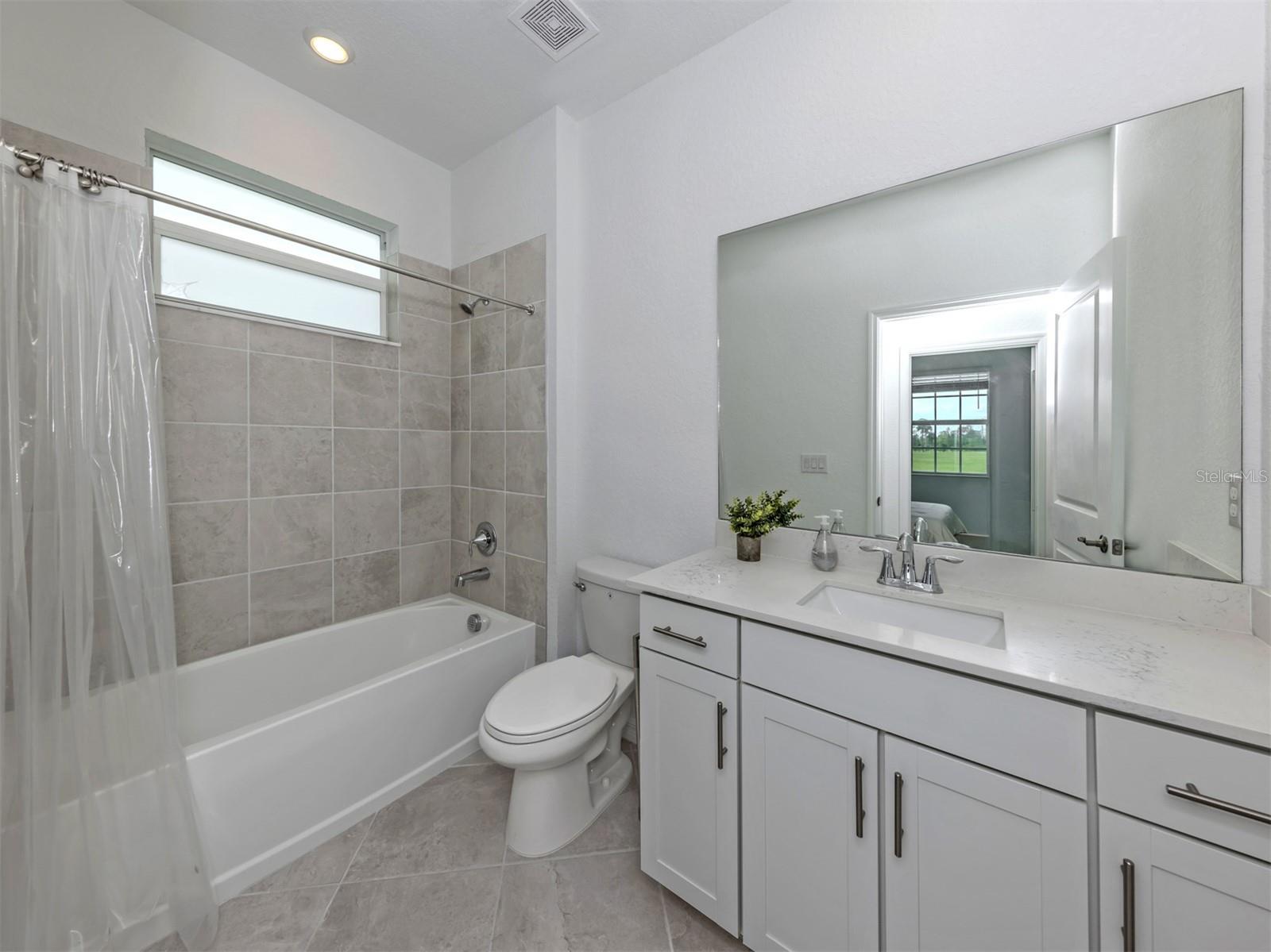 Image 38 of 98 For 11088 Pinot Drive