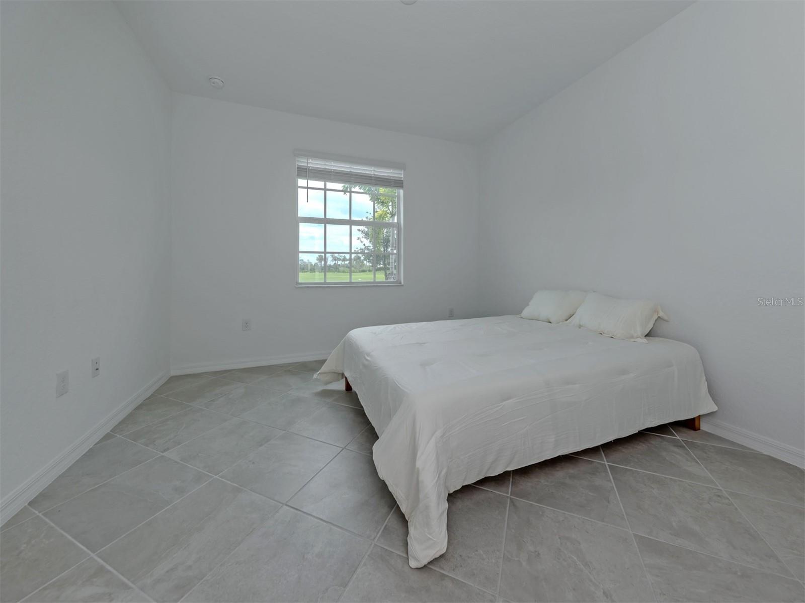 Image 40 of 98 For 11088 Pinot Drive