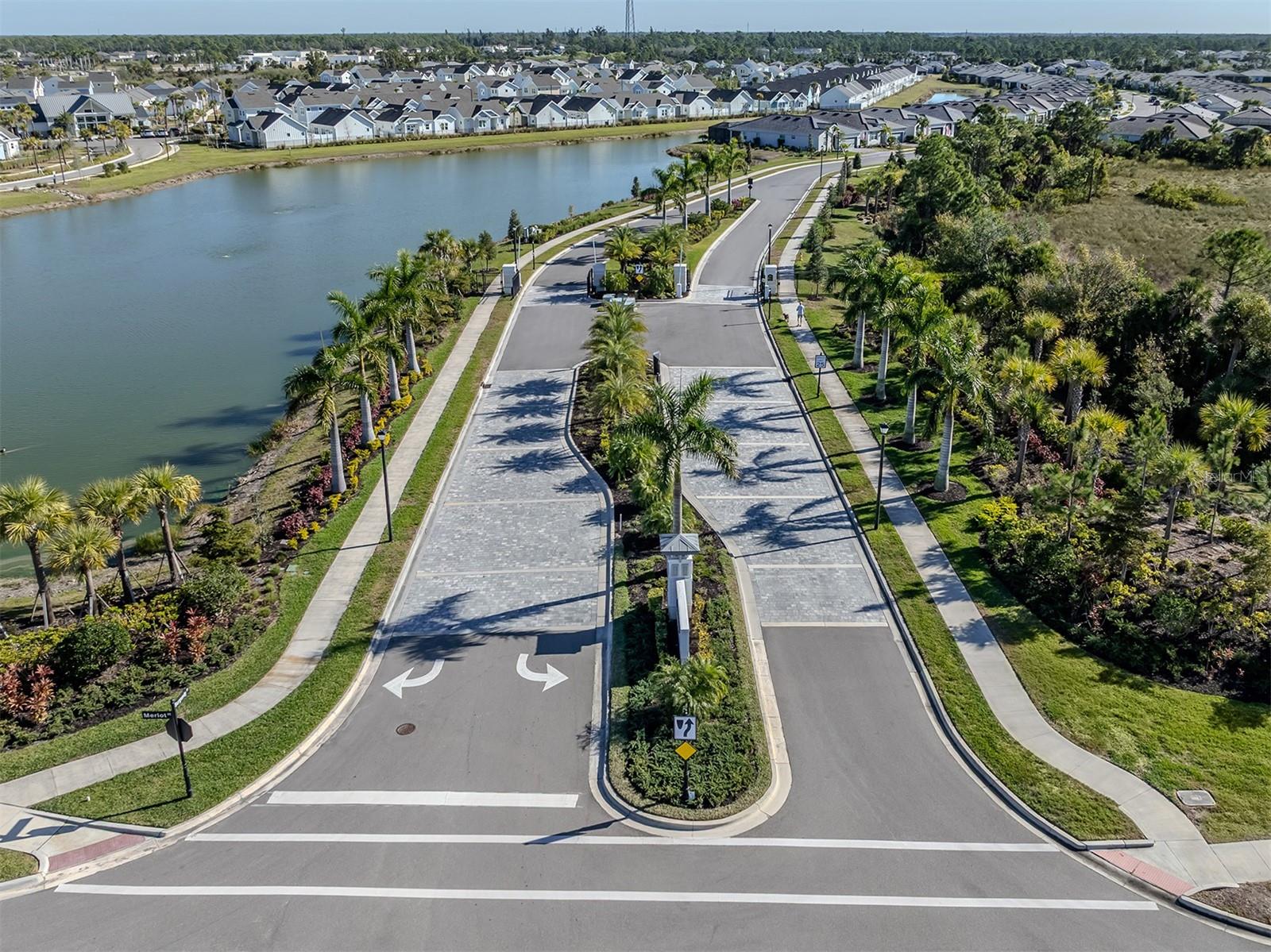 Image 9 of 98 For 11088 Pinot Drive