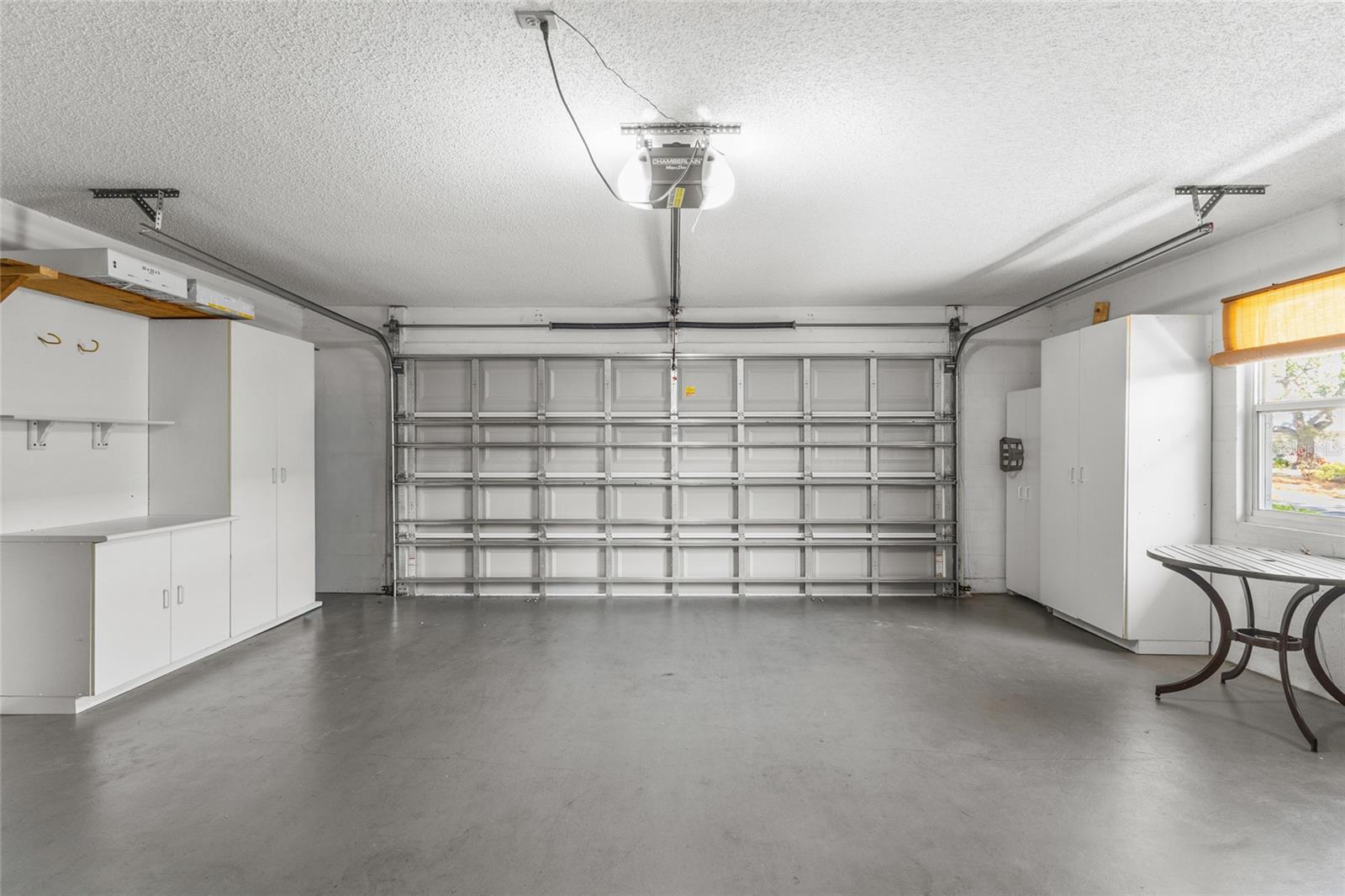 Image 46 of 76 For 138 Southampton Place S # 357