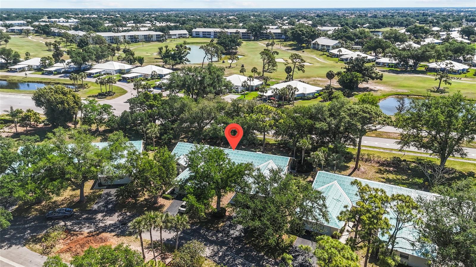 Image 53 of 76 For 138 Southampton Place S # 357