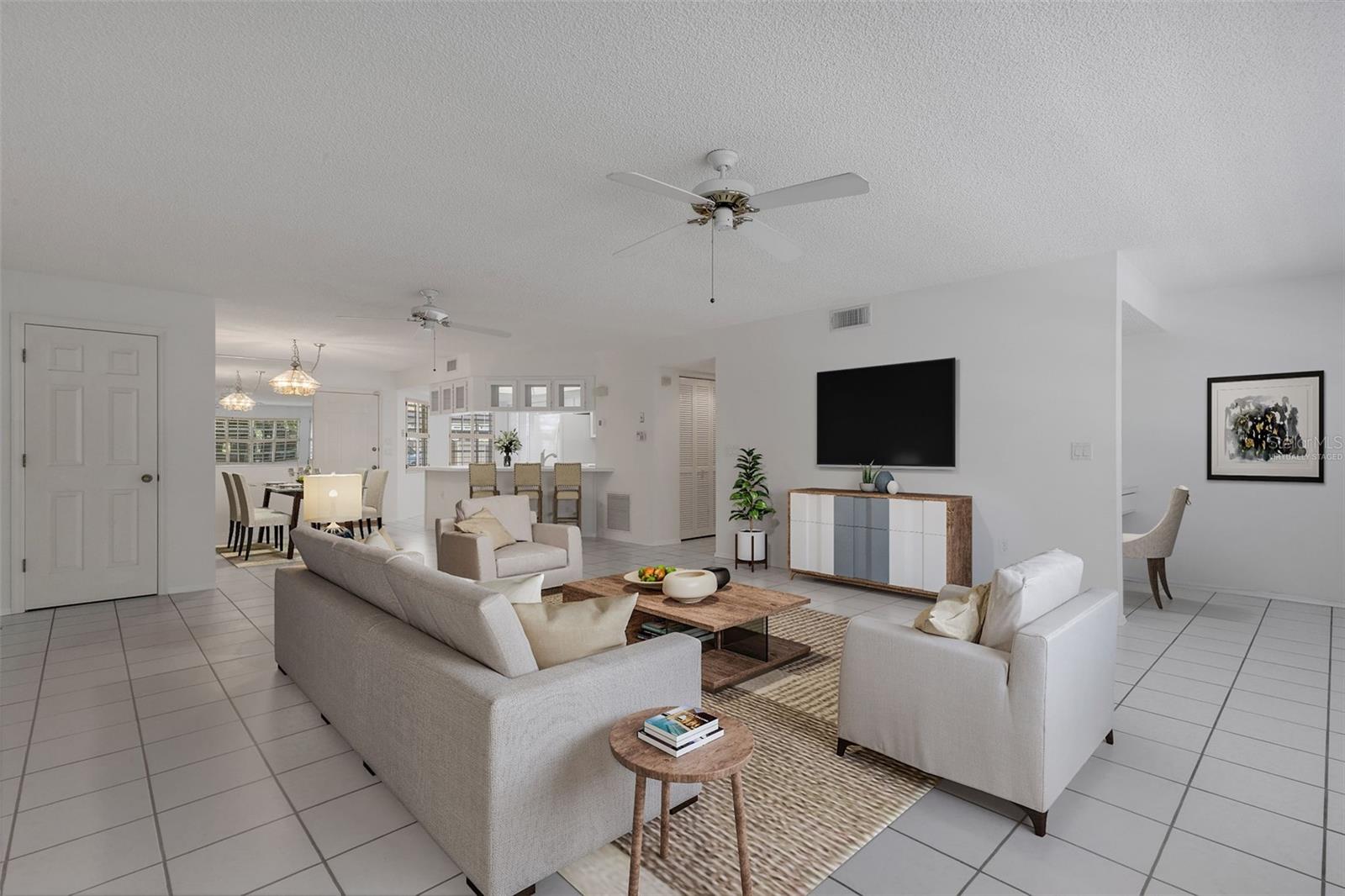 Image 4 of 37 For 528 Venice Avenue # 1