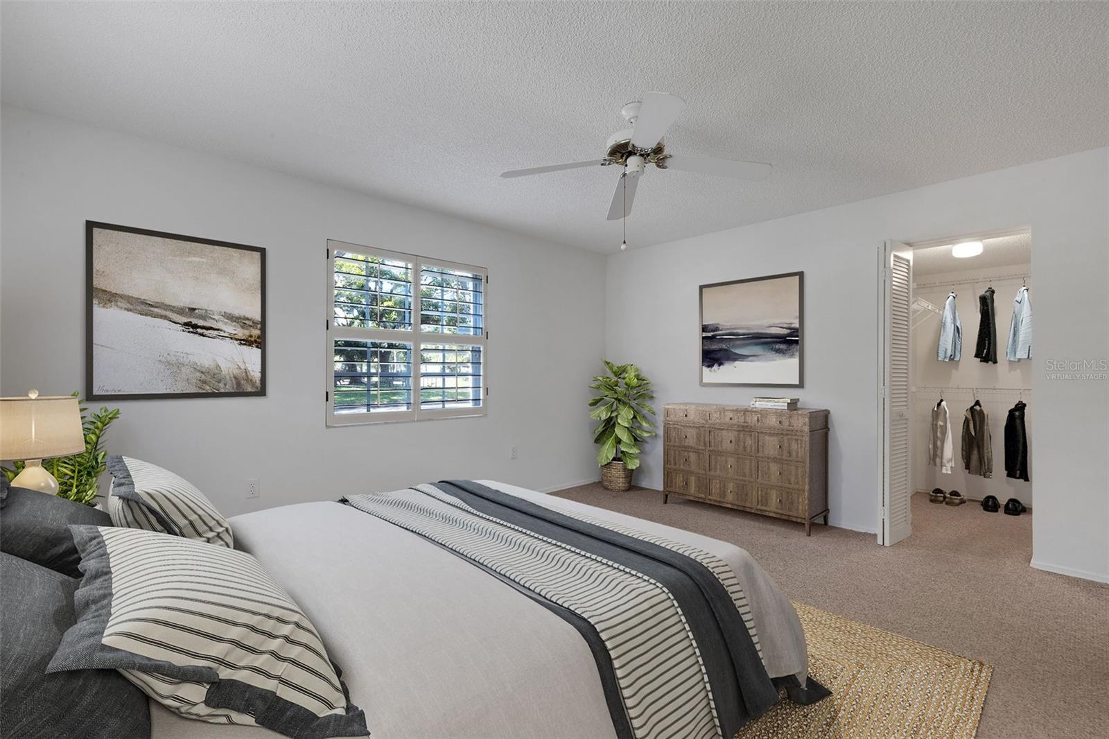 Image 5 of 37 For 528 Venice Avenue # 1