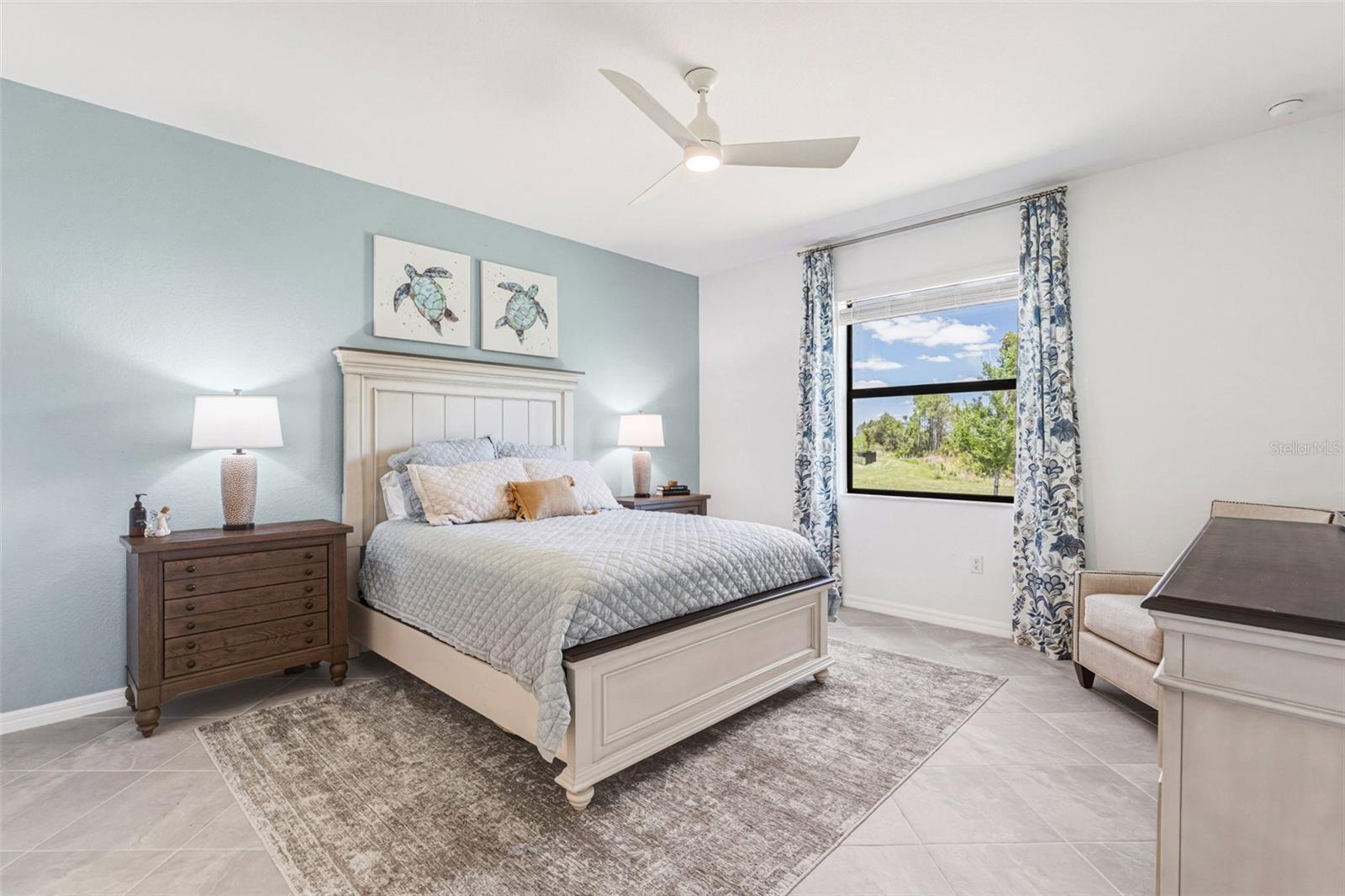 Image 17 of 54 For 17090 Luminous Avenue