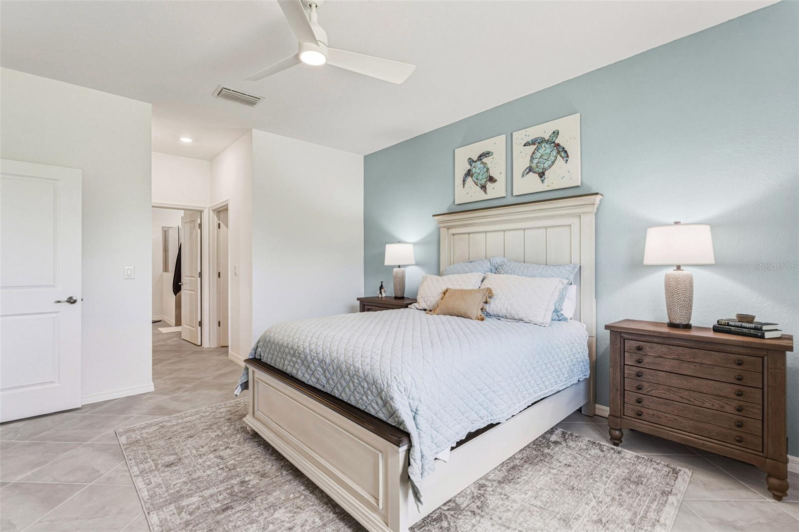 Image 18 of 54 For 17090 Luminous Avenue