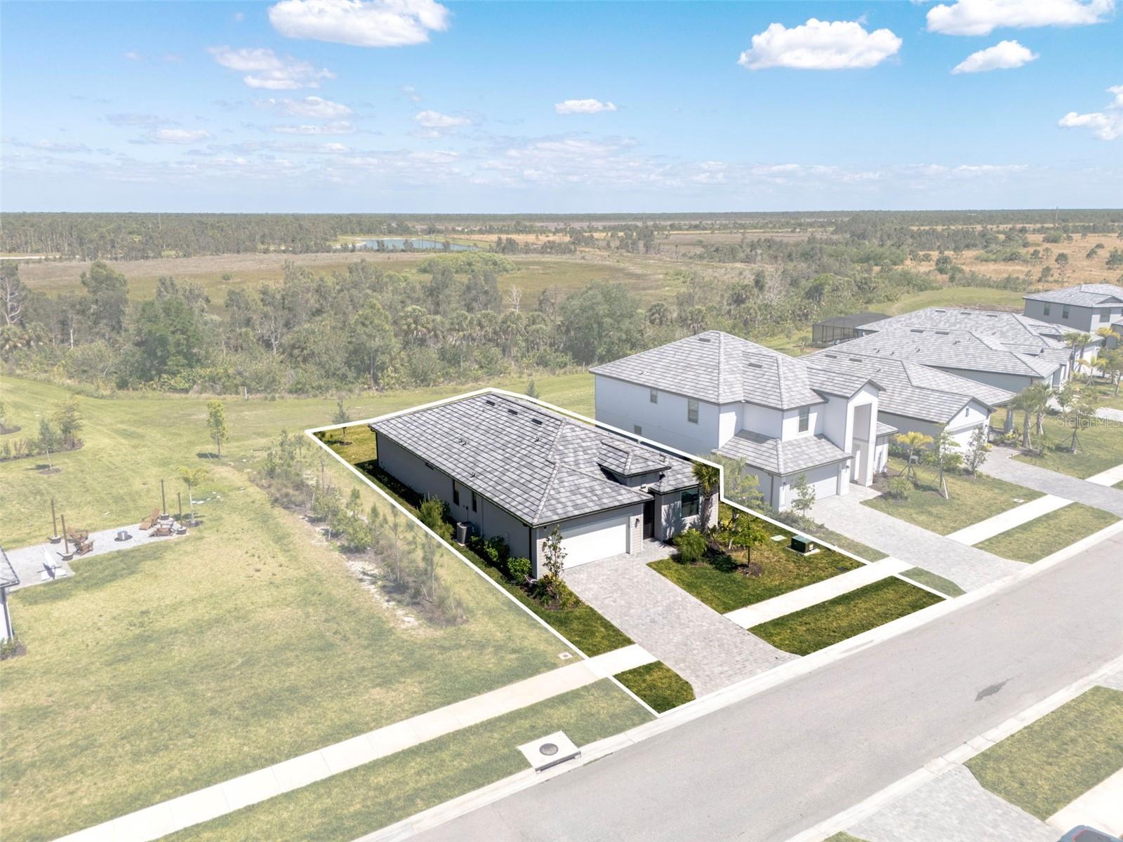 Image 3 of 54 For 17090 Luminous Avenue