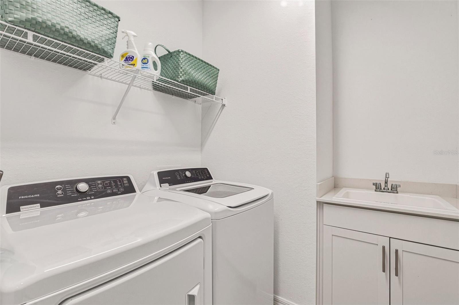 Image 31 of 54 For 17090 Luminous Avenue