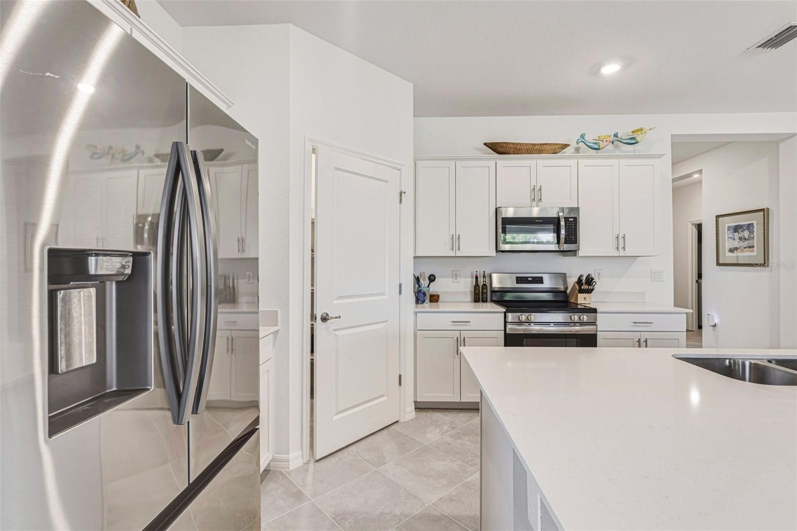 Image 35 of 54 For 17090 Luminous Avenue