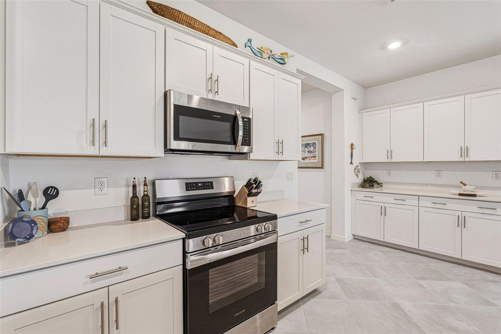 Image 36 of 54 For 17090 Luminous Avenue