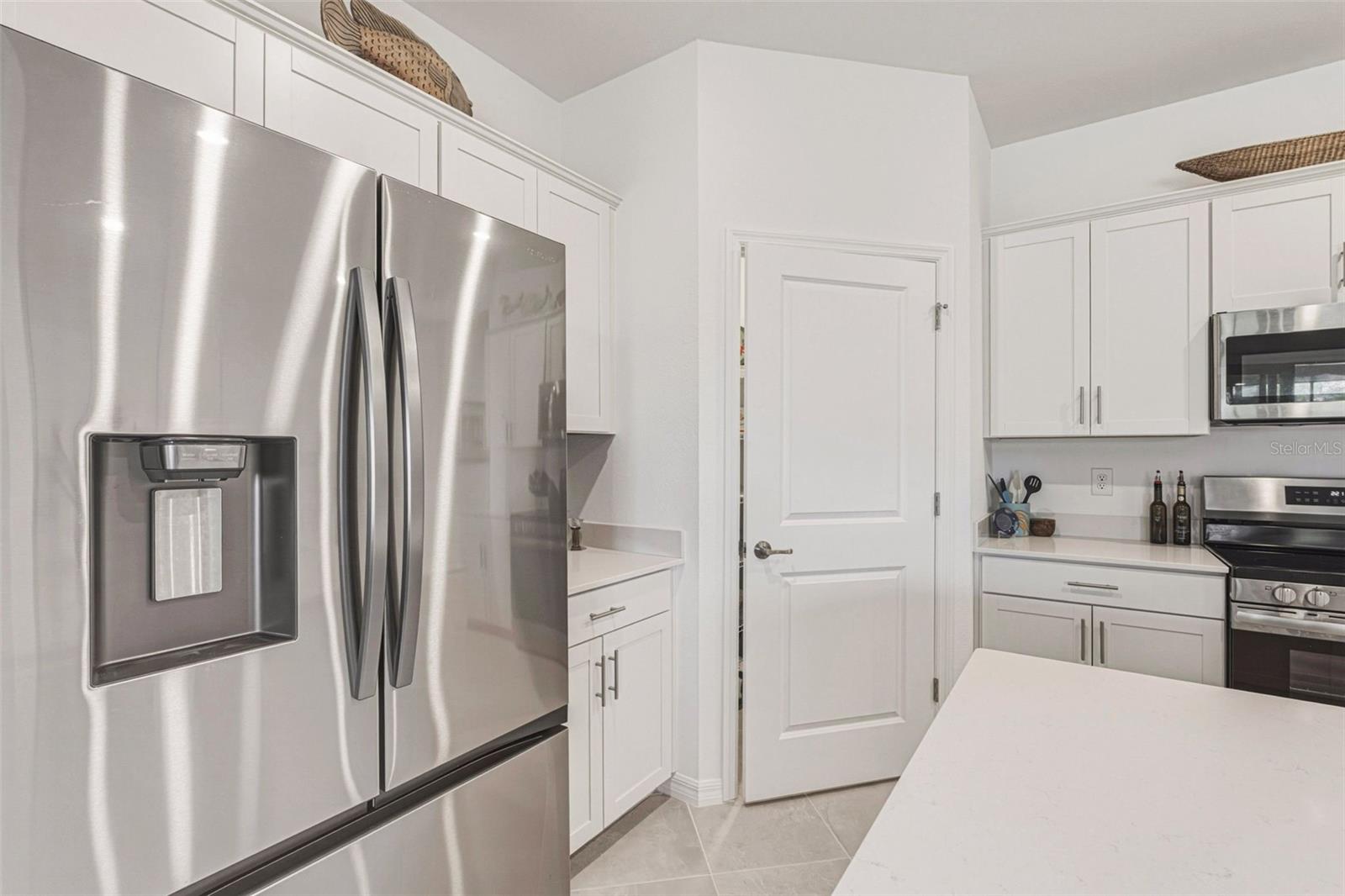 Image 37 of 54 For 17090 Luminous Avenue