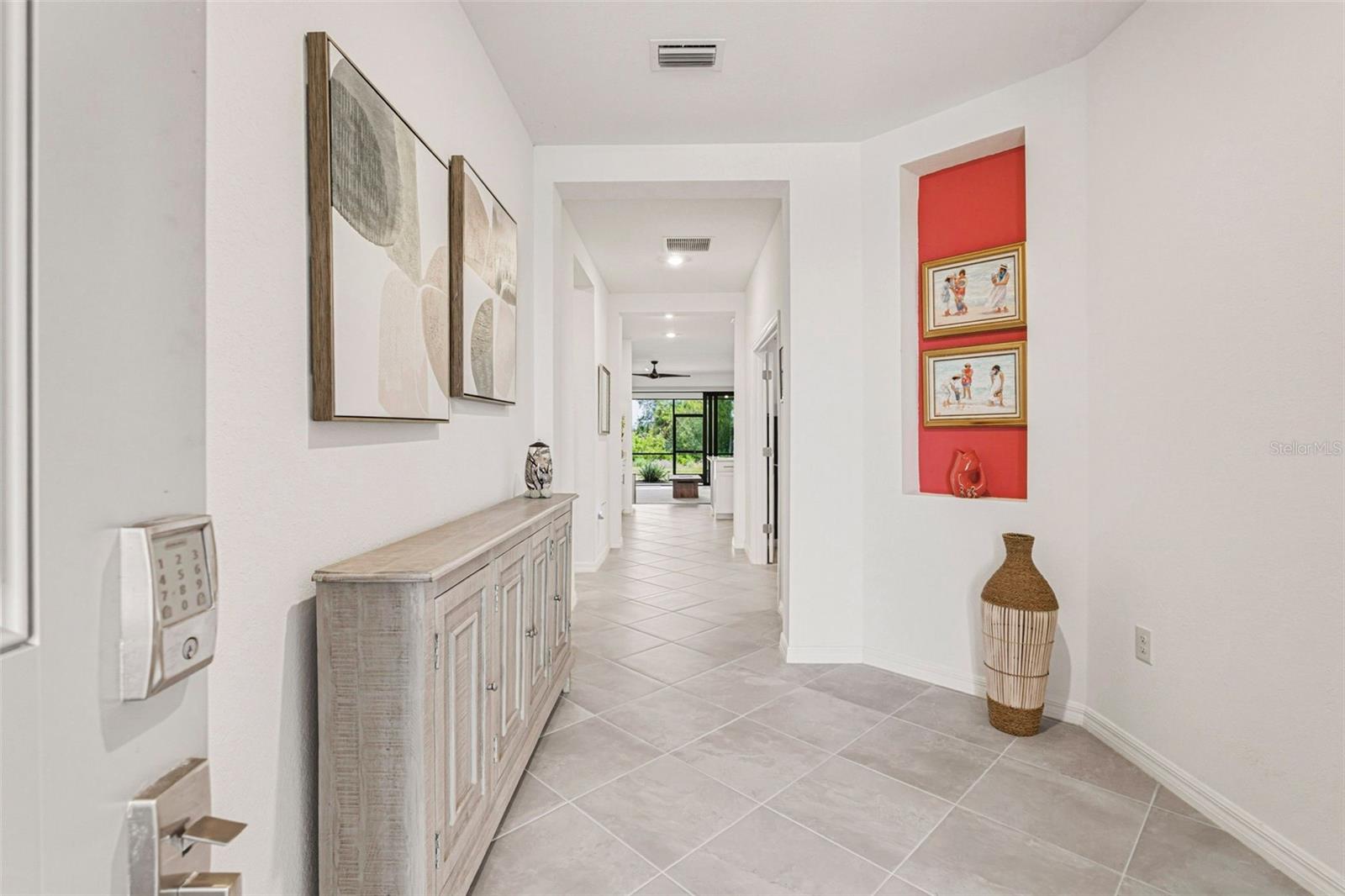 Image 6 of 54 For 17090 Luminous Avenue