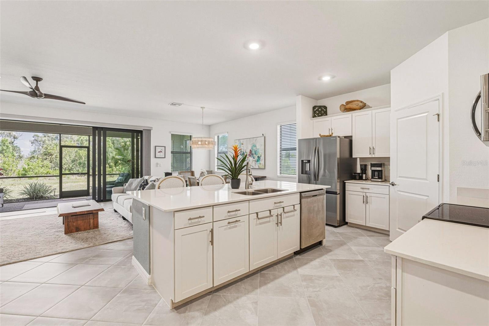 Image 9 of 54 For 17090 Luminous Avenue