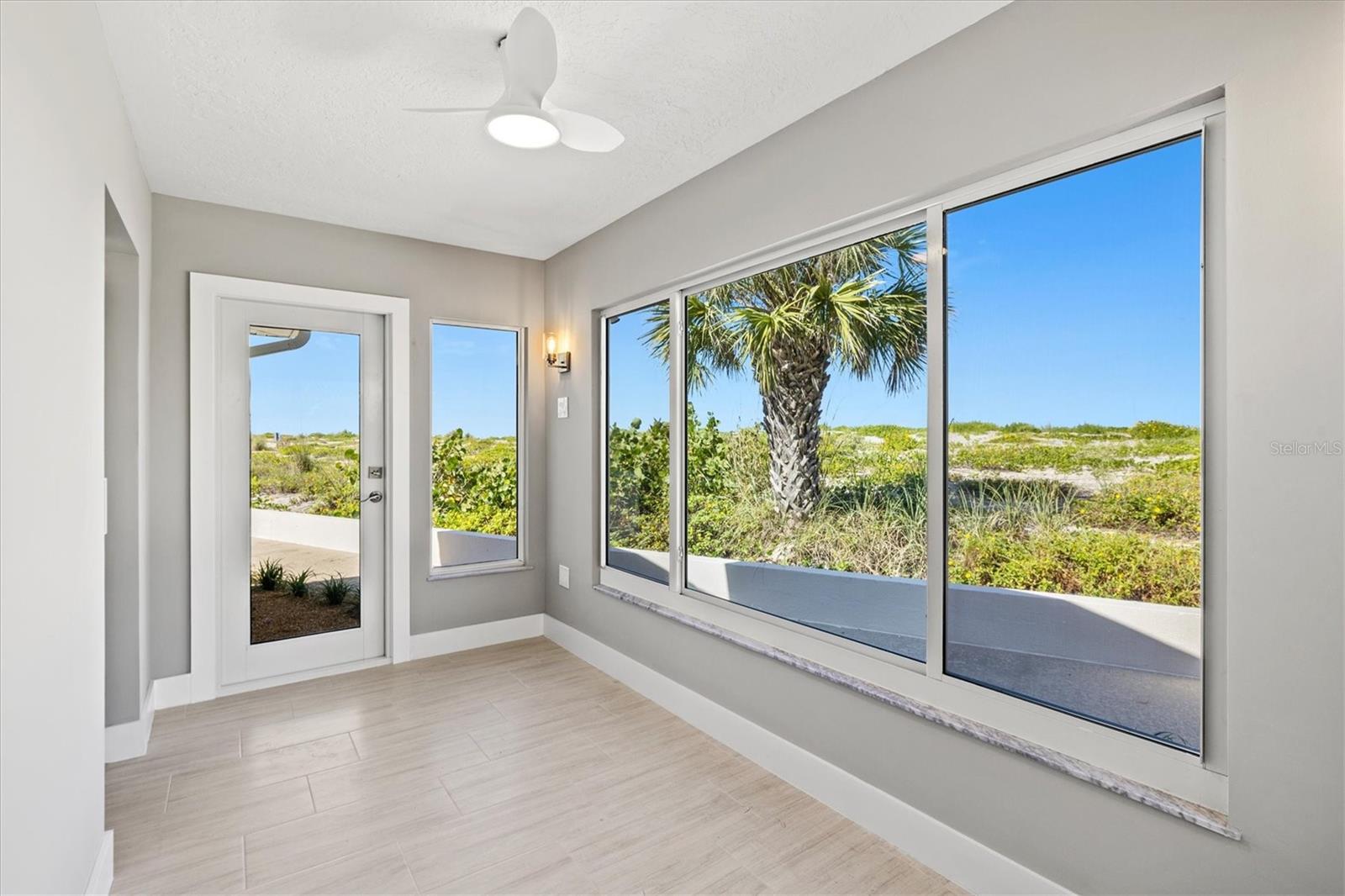 Image 23 of 78 For 1200 Tarpon Center Drive 1