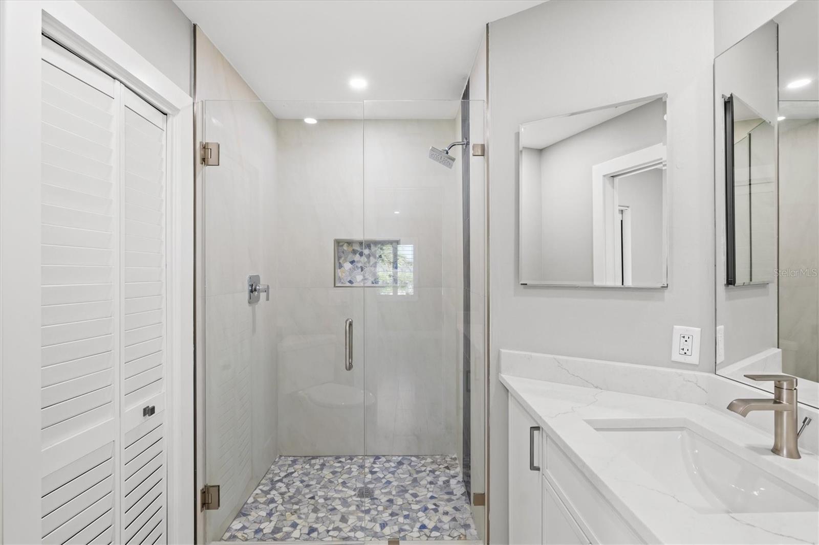 Image 34 of 78 For 1200 Tarpon Center Drive 1