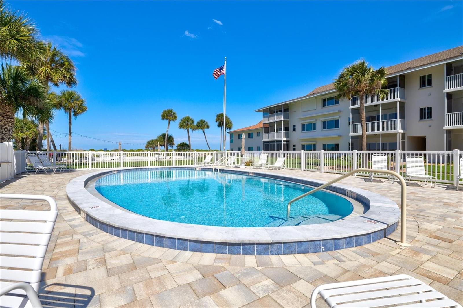 Image 59 of 78 For 1200 Tarpon Center Drive 1