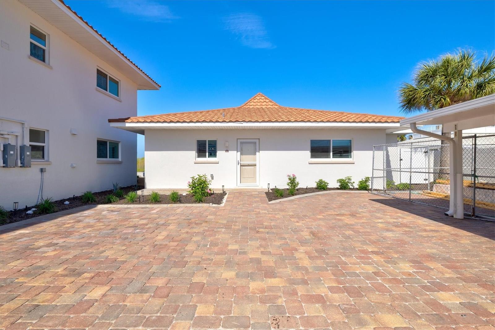 Image 66 of 78 For 1200 Tarpon Center Drive 1