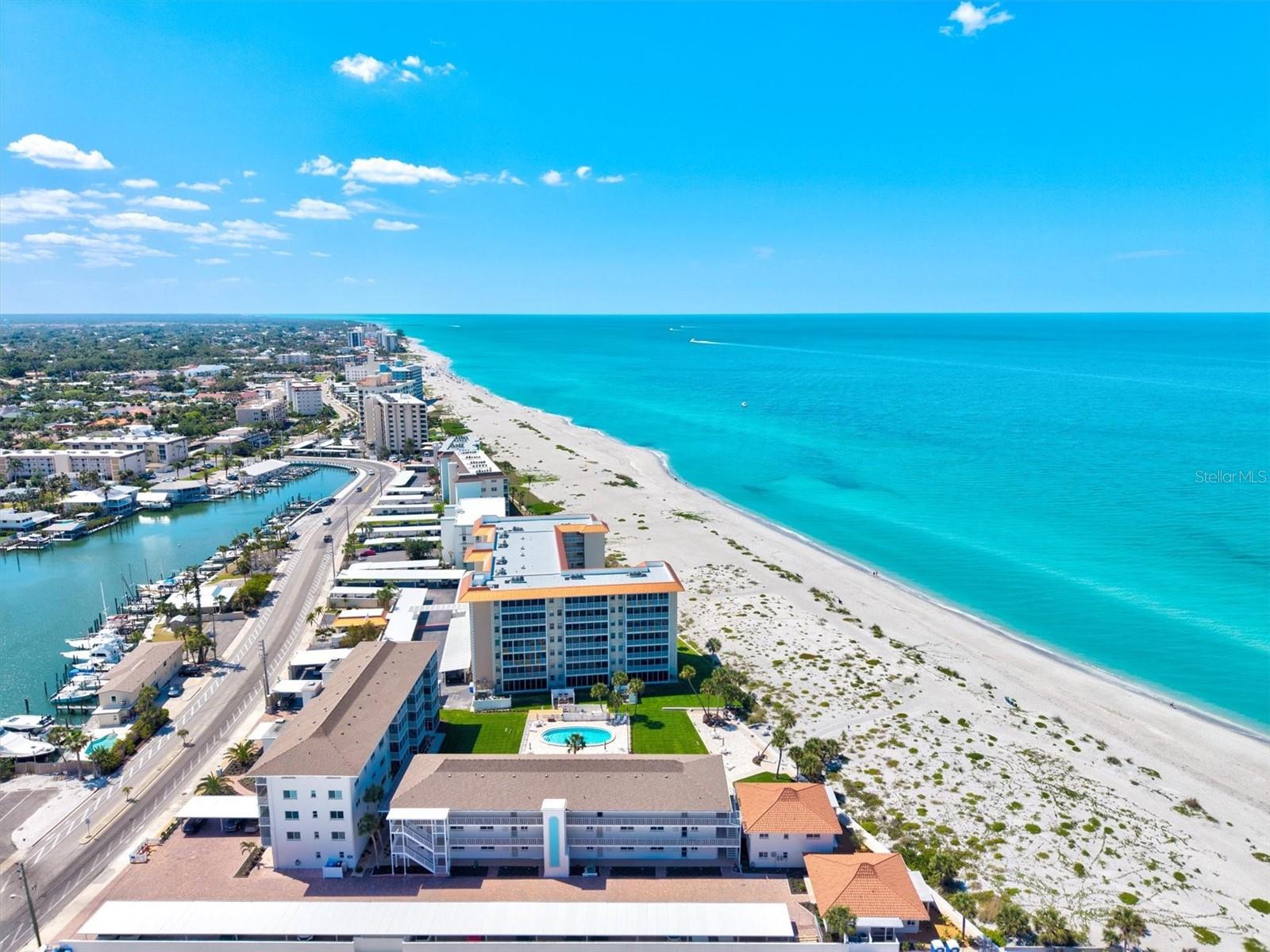 Image 72 of 78 For 1200 Tarpon Center Drive 1