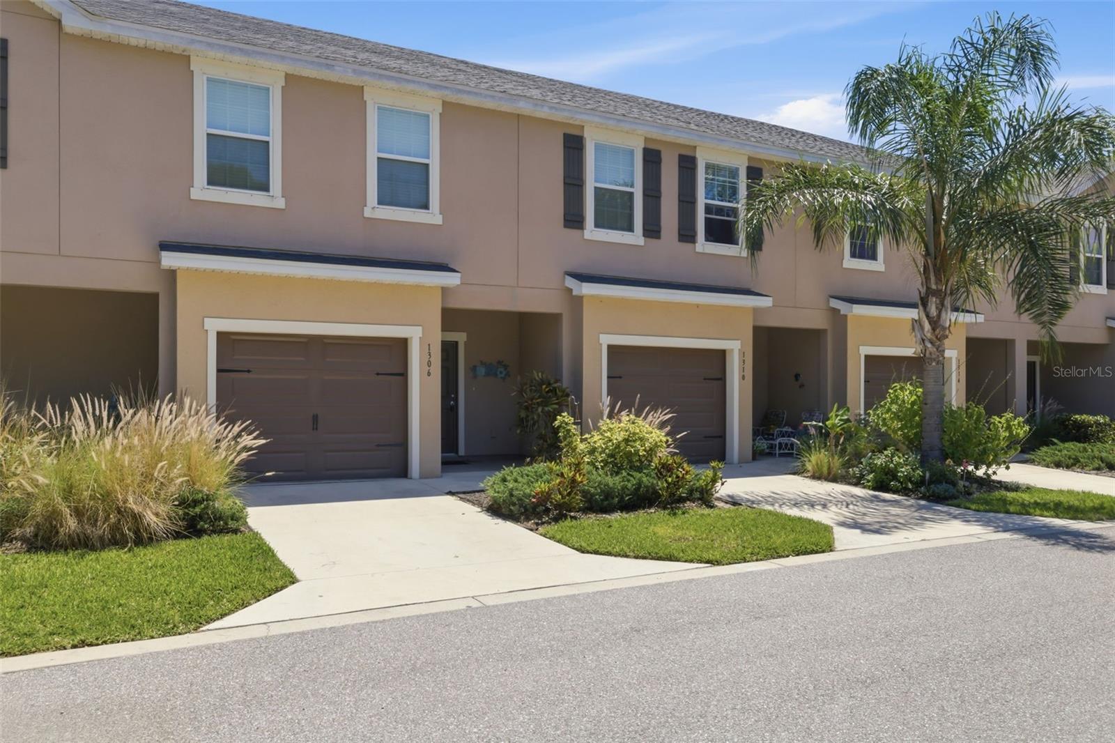 Image 5 of 53 For 1306 Grantham Drive