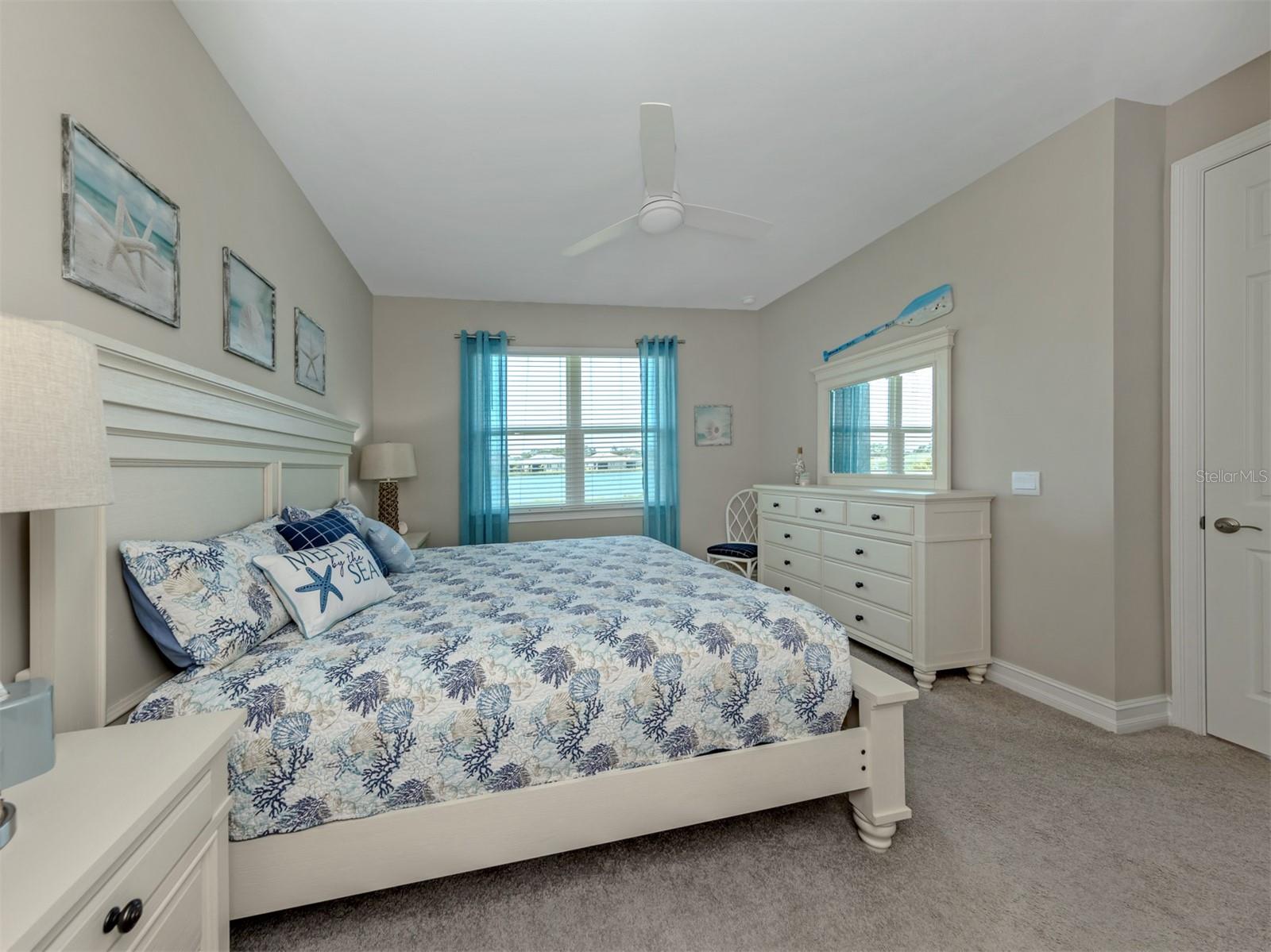 Listing photo id 19 for 749 Ibiza Loop