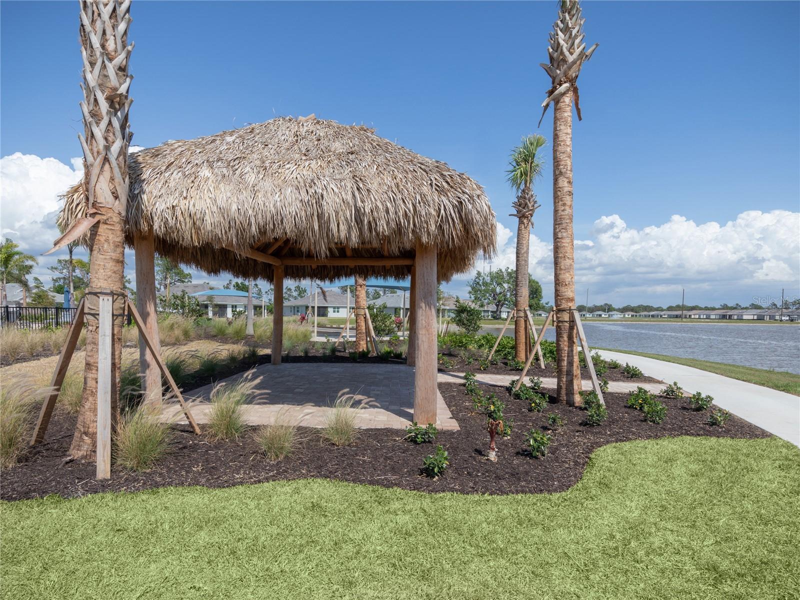 Listing photo id 36 for 749 Ibiza Loop