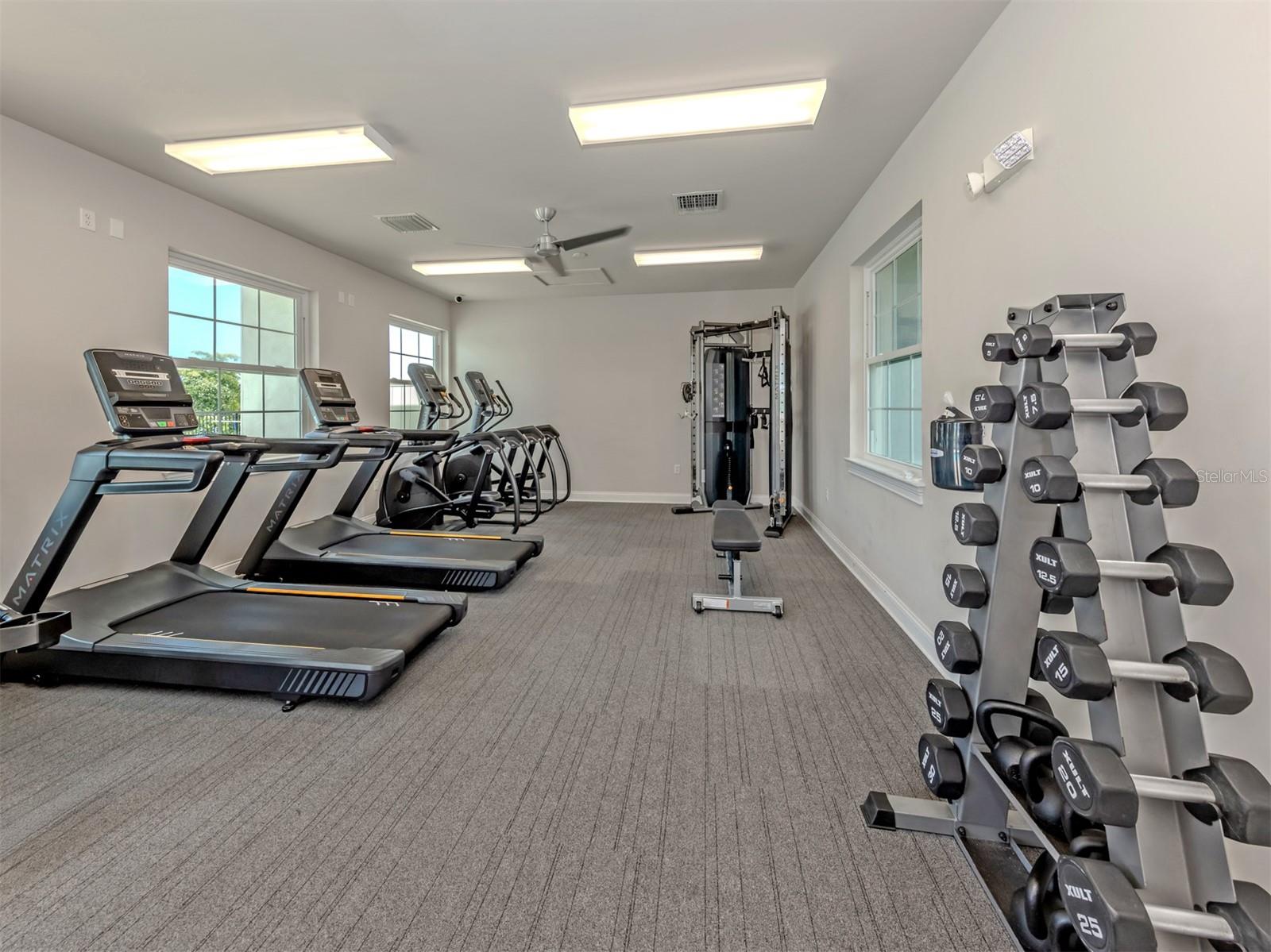 Listing photo id 37 for 749 Ibiza Loop