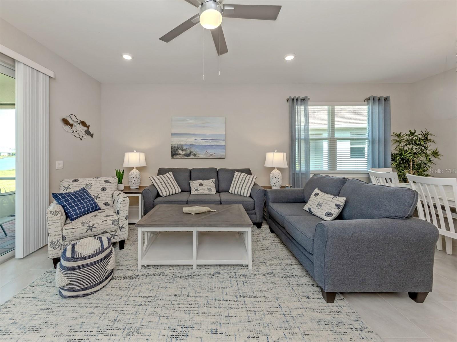 Listing photo id 6 for 749 Ibiza Loop