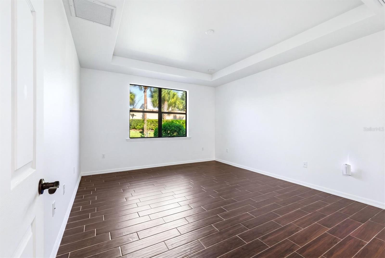 Image 15 of 45 For 11109 Sandhill Preserve Drive