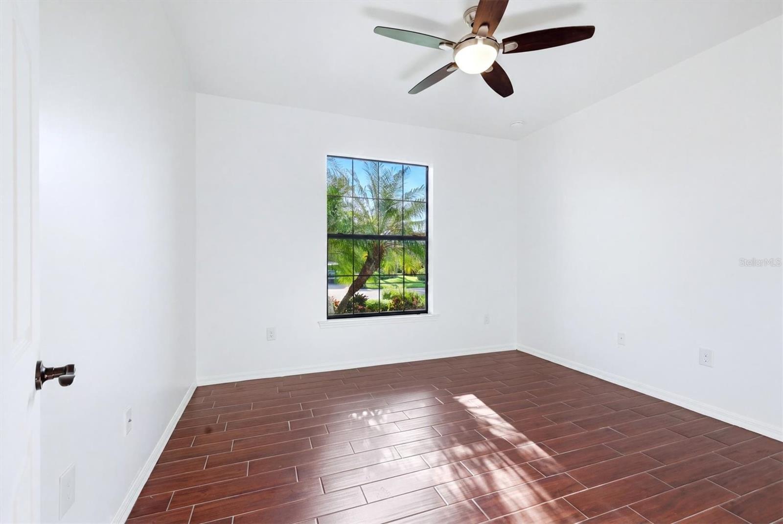 Image 21 of 45 For 11109 Sandhill Preserve Drive