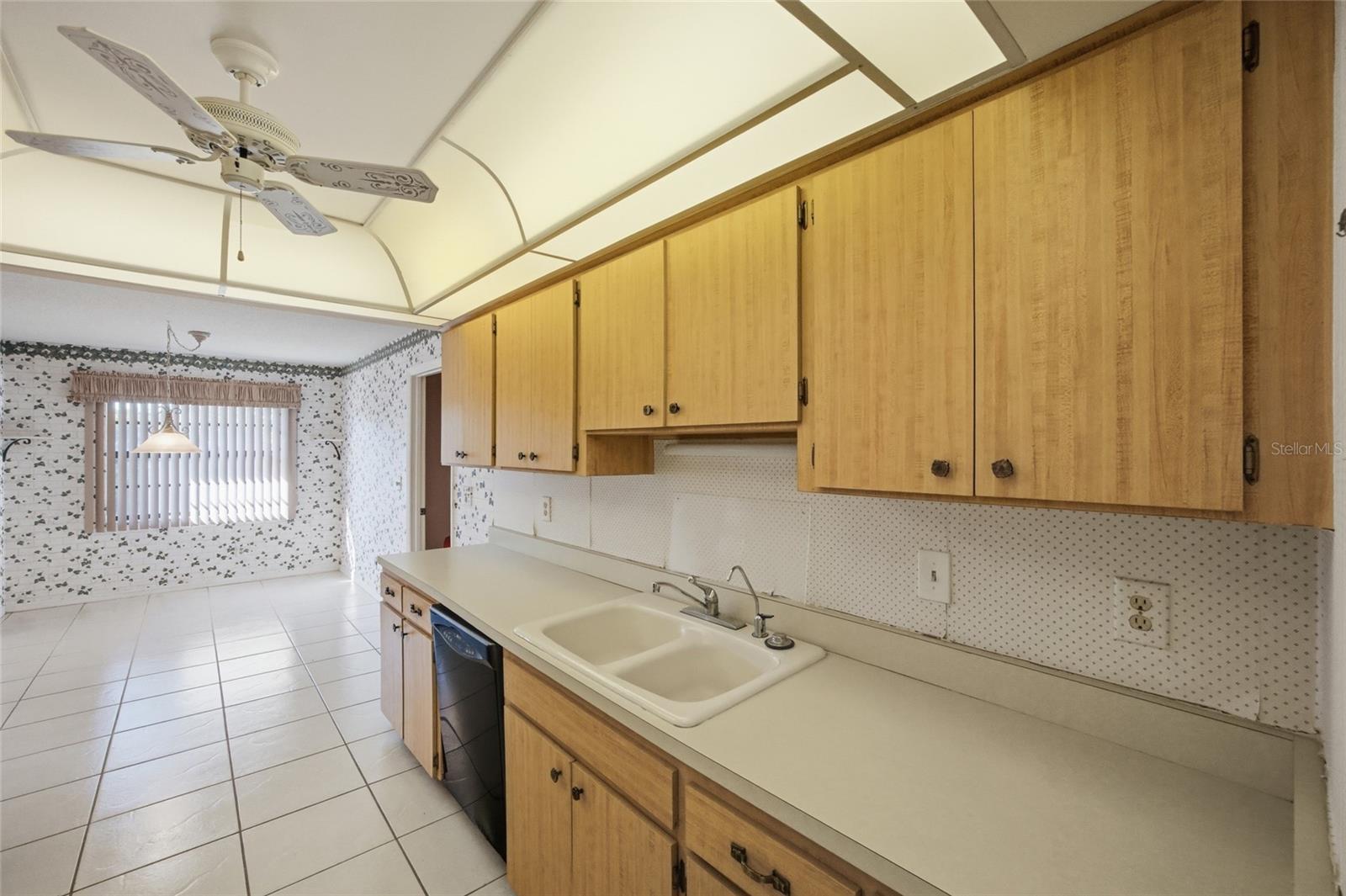 Image 10 of 41 For 2331 Lancaster Drive