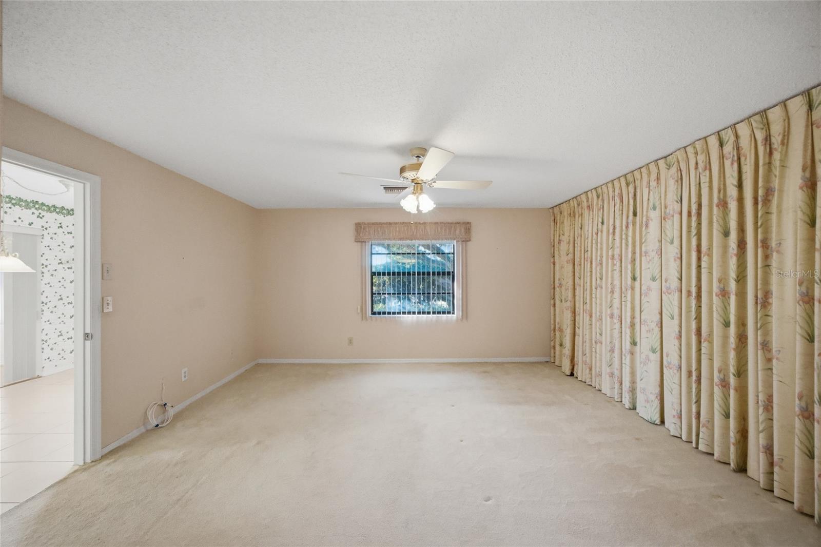 Image 16 of 41 For 2331 Lancaster Drive