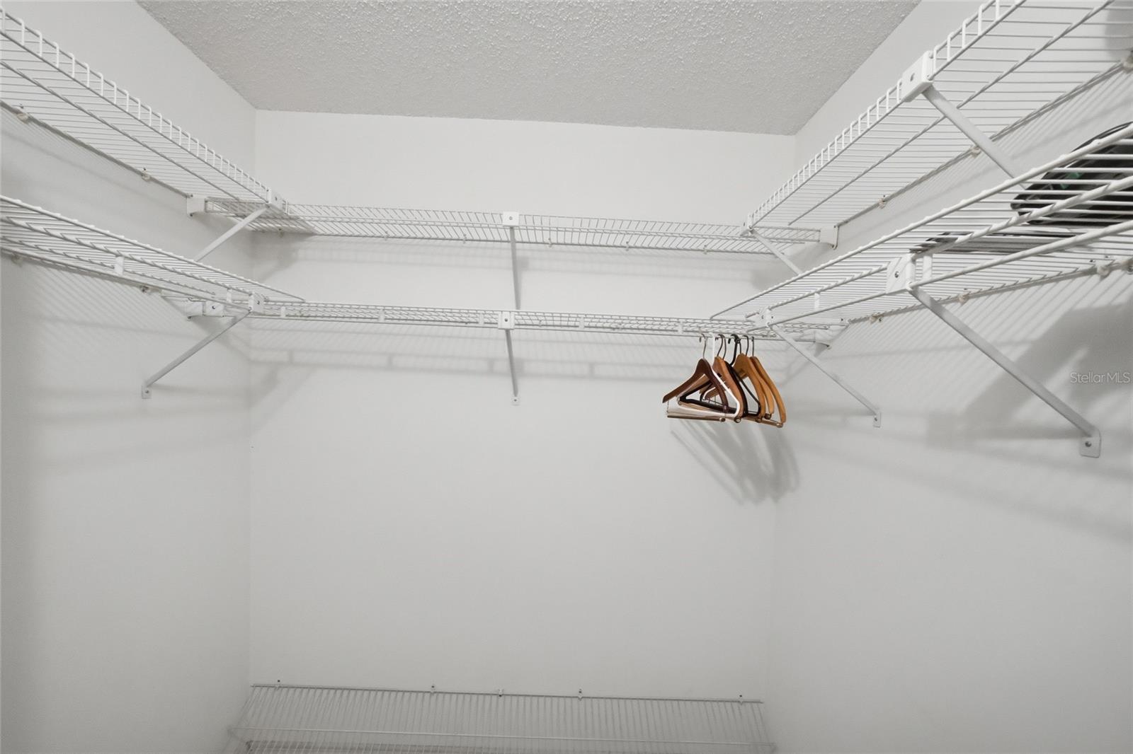 Image 18 of 41 For 2331 Lancaster Drive