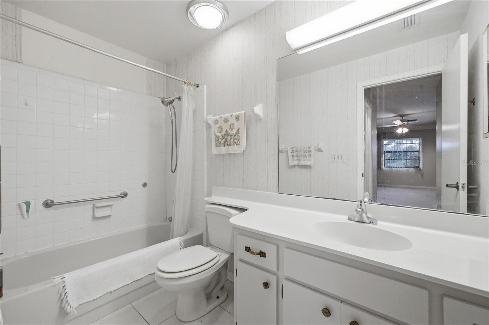 Image 19 of 41 For 2331 Lancaster Drive