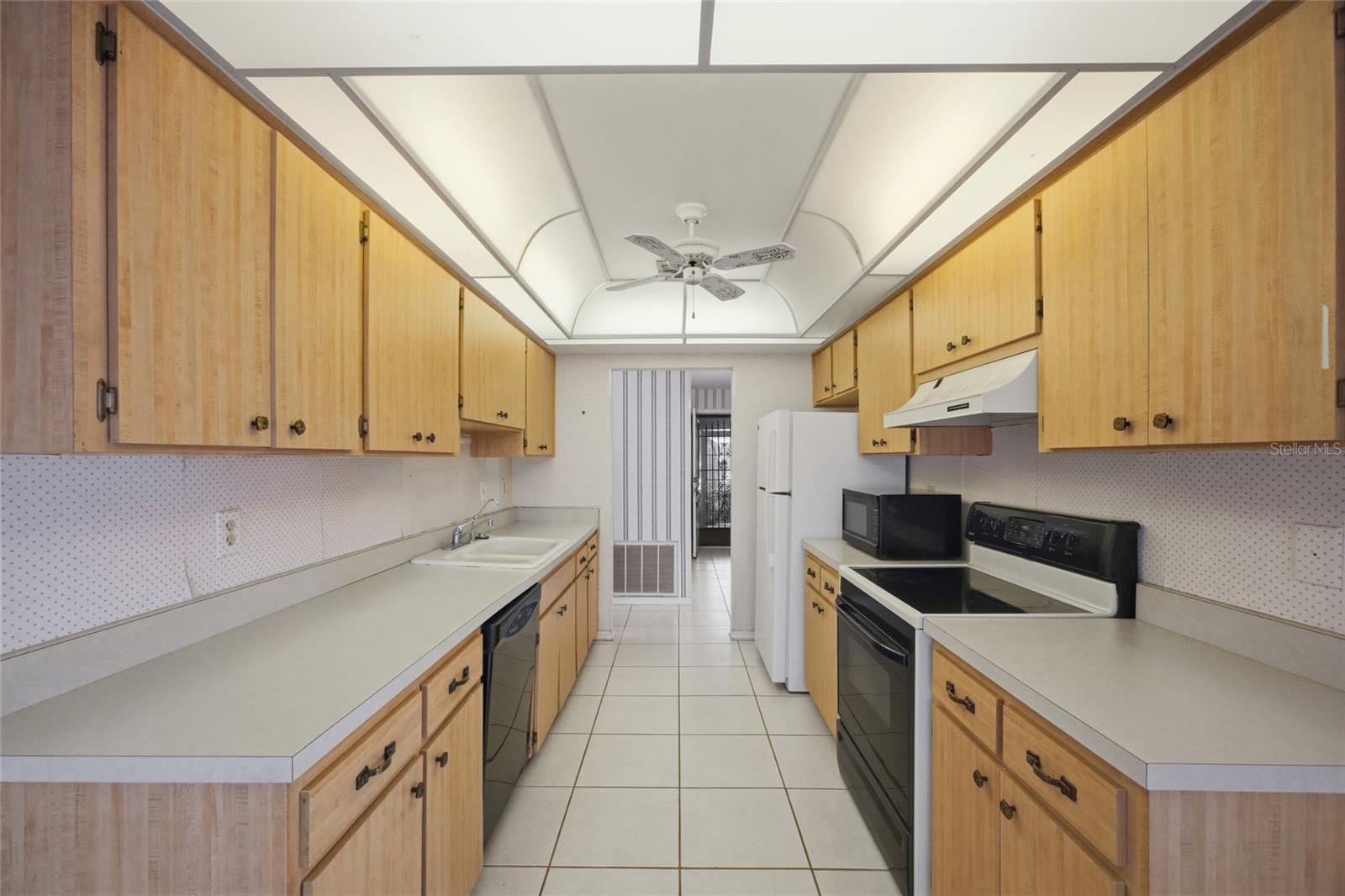 Image 9 of 41 For 2331 Lancaster Drive