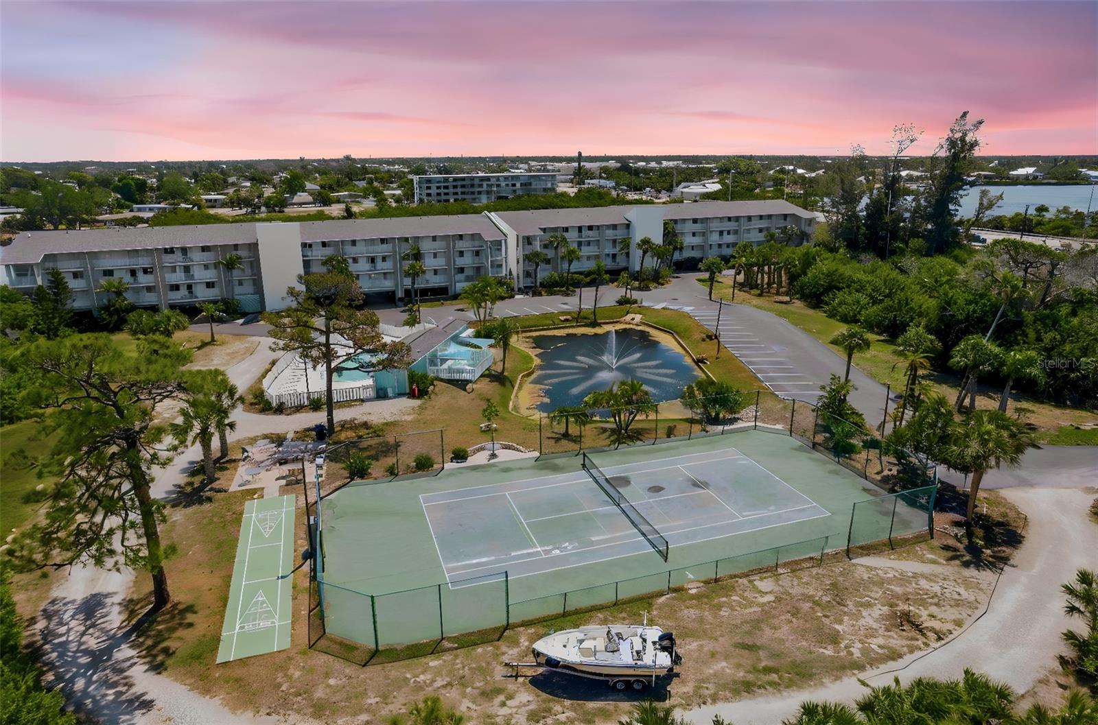 Image 31 of 36 For 1401 Mccall Road 104b