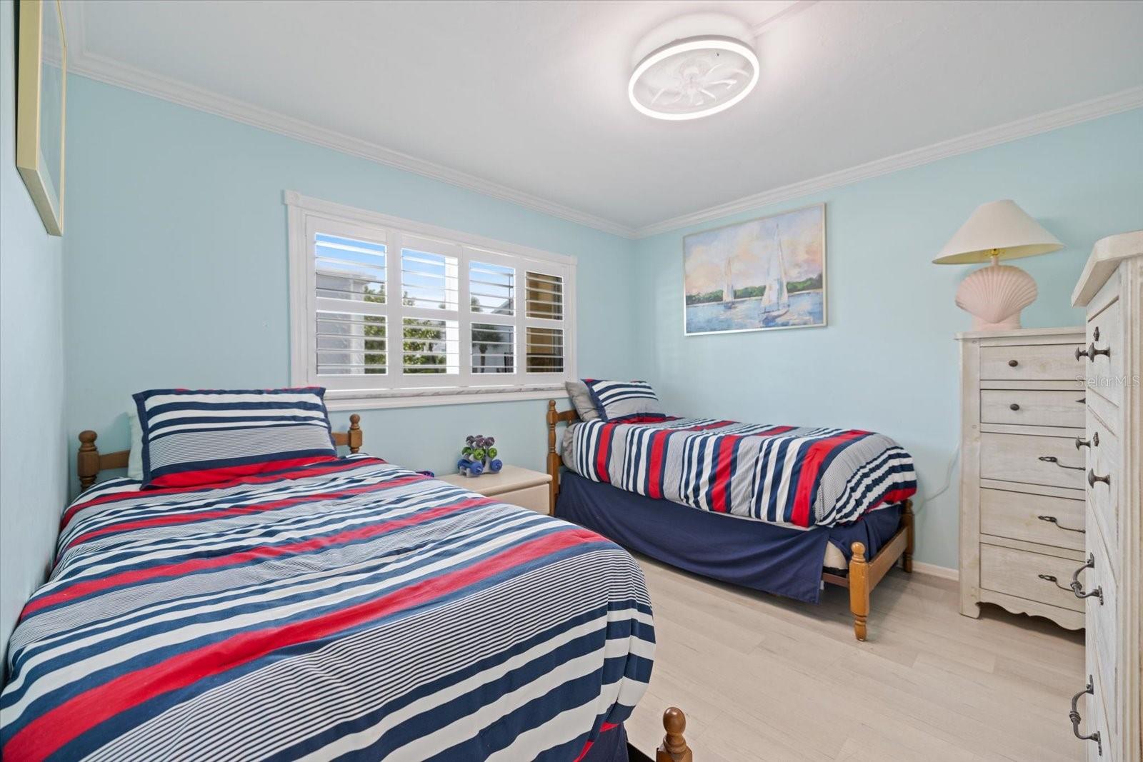 Image 24 of 36 For 1400 Tarpon Center Drive 204